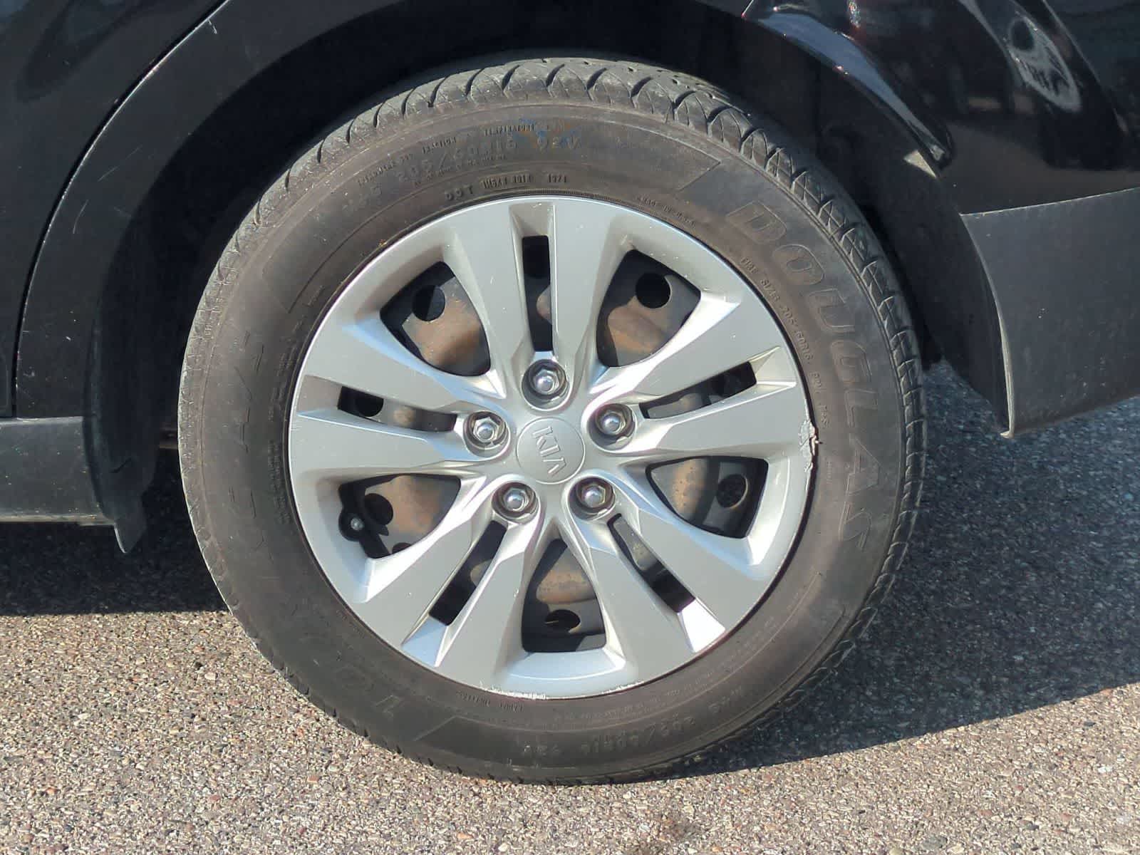 2021 Kia Soul LX - Photo 12
