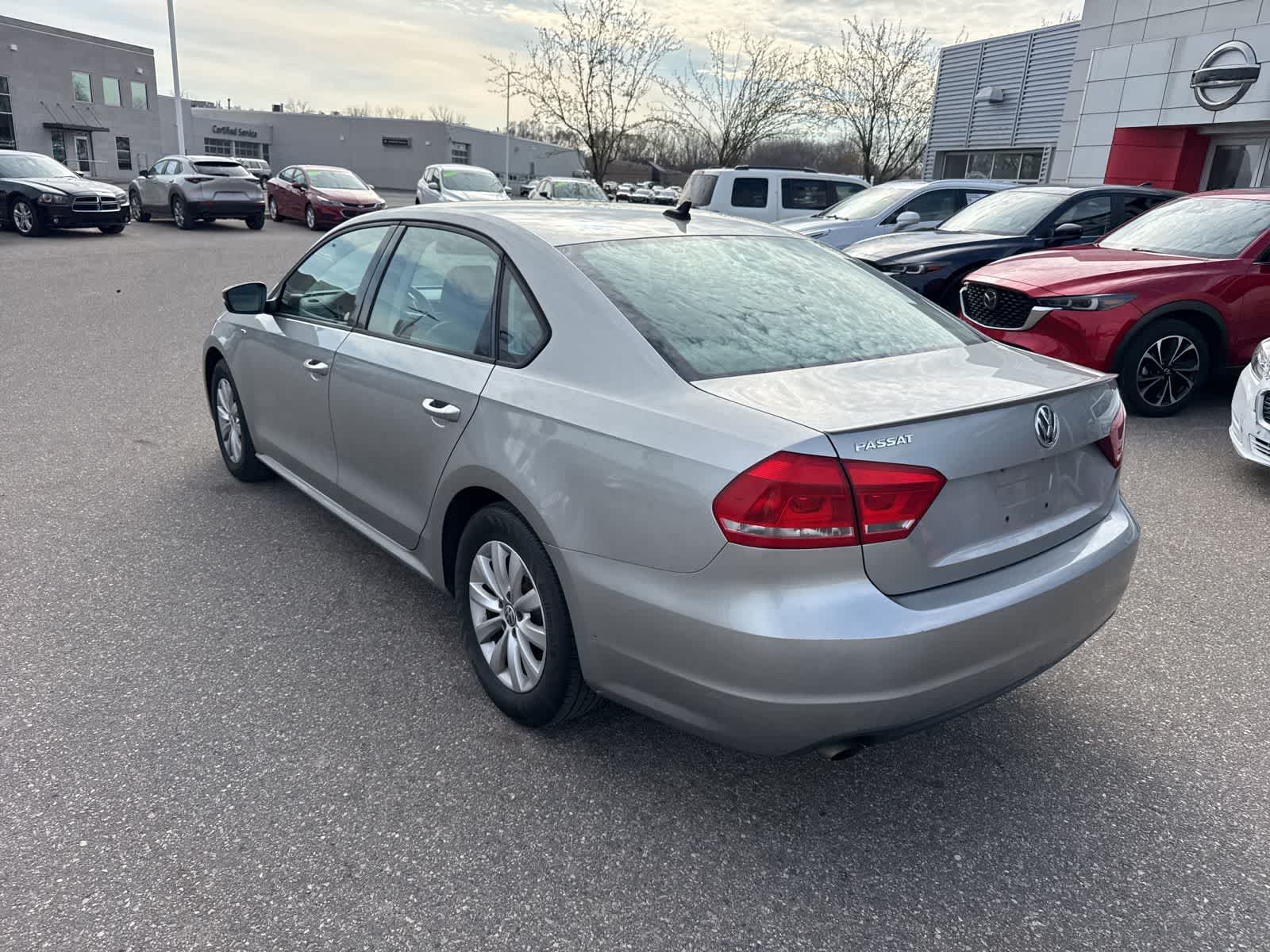 Thumbnail: 2013 Volkswagen Passat - 7