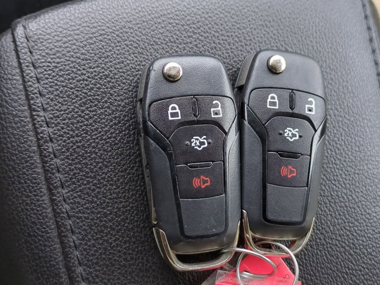 Thumbnail: 2014 Ford Fusion - 33