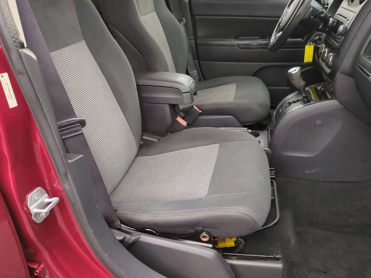 Thumbnail: 2011 Jeep Compass - 20