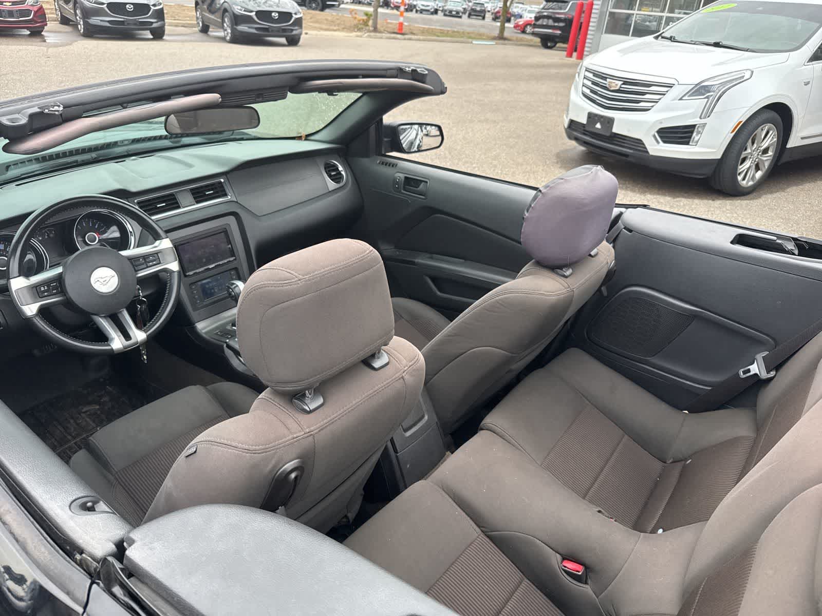 Thumbnail: 2014 Ford Mustang - 17