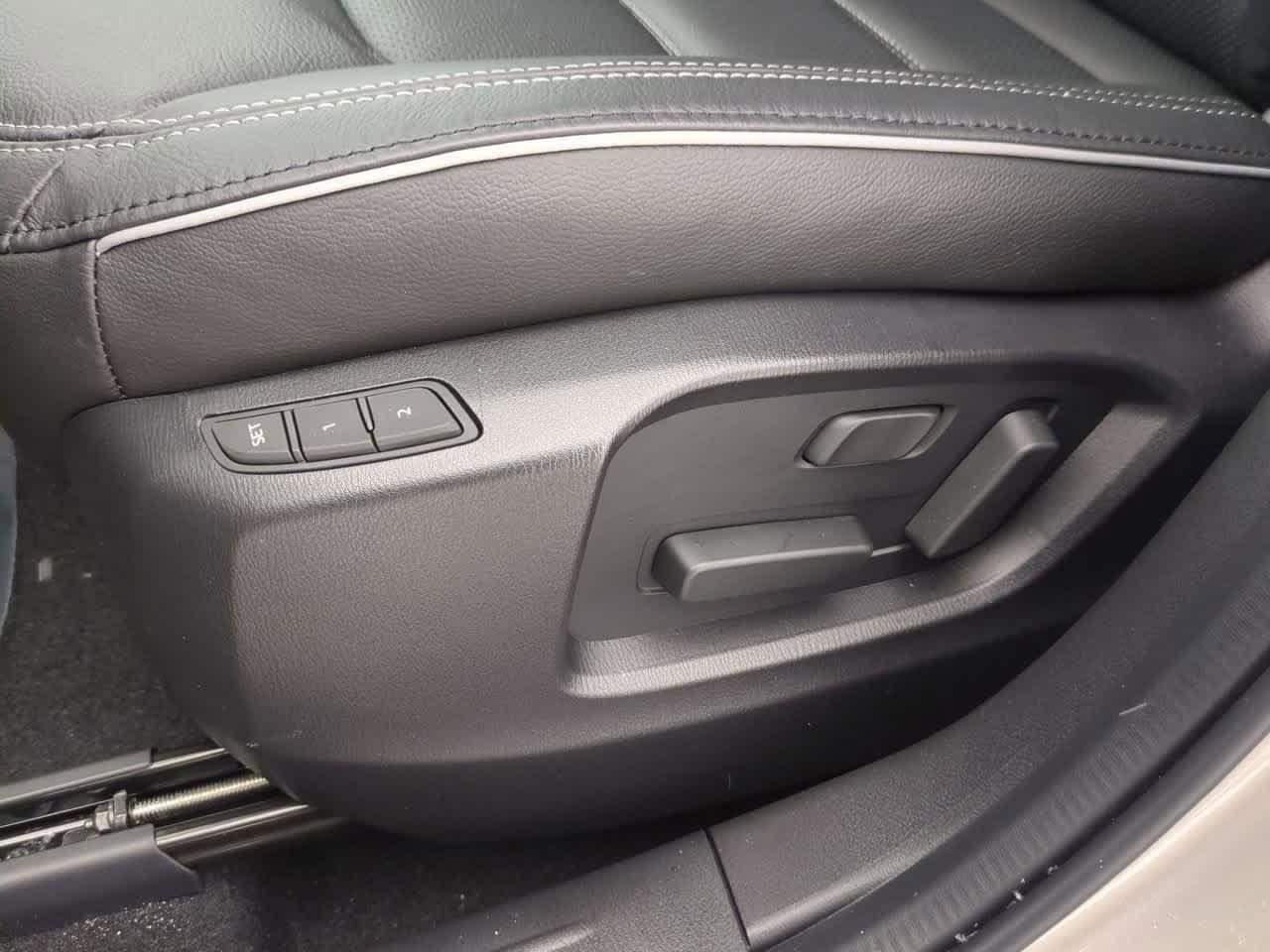 Thumbnail: 2025 Mazda CX-5 - 15