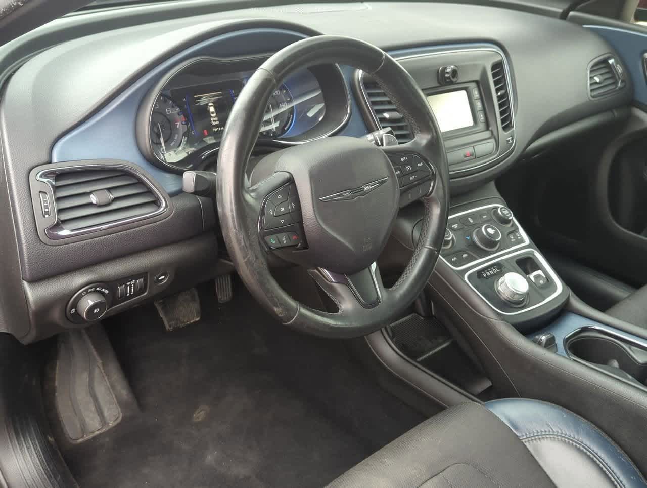 Thumbnail: 2015 Chrysler 200 - 2