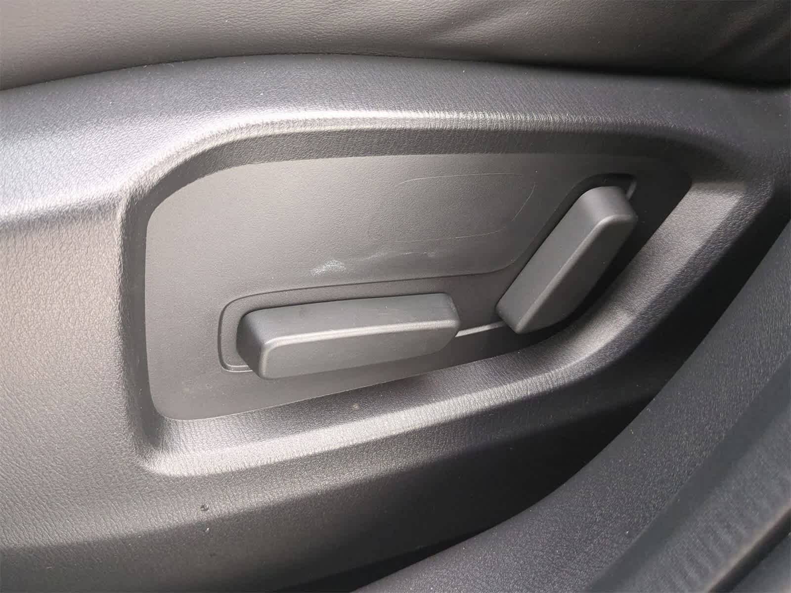 Thumbnail: 2025 Mazda CX-5 - 16