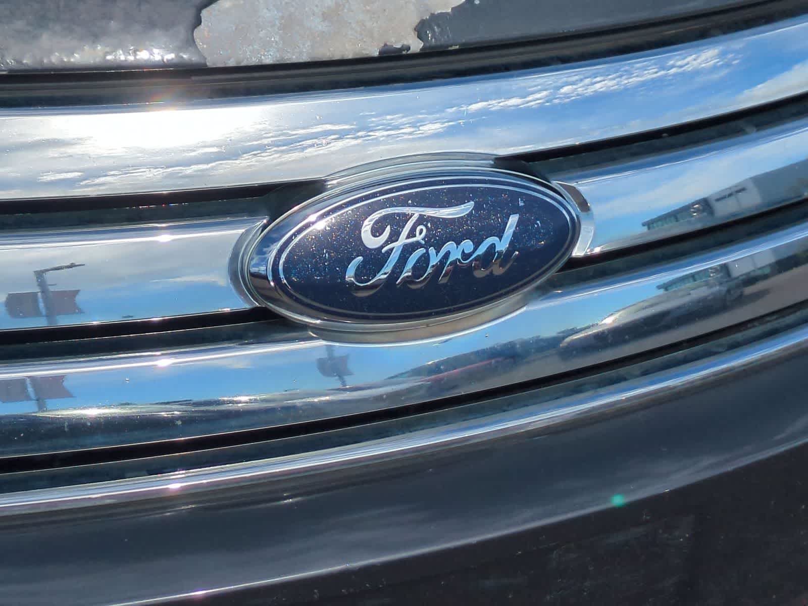 Thumbnail: 2008 Ford Taurus X - 11
