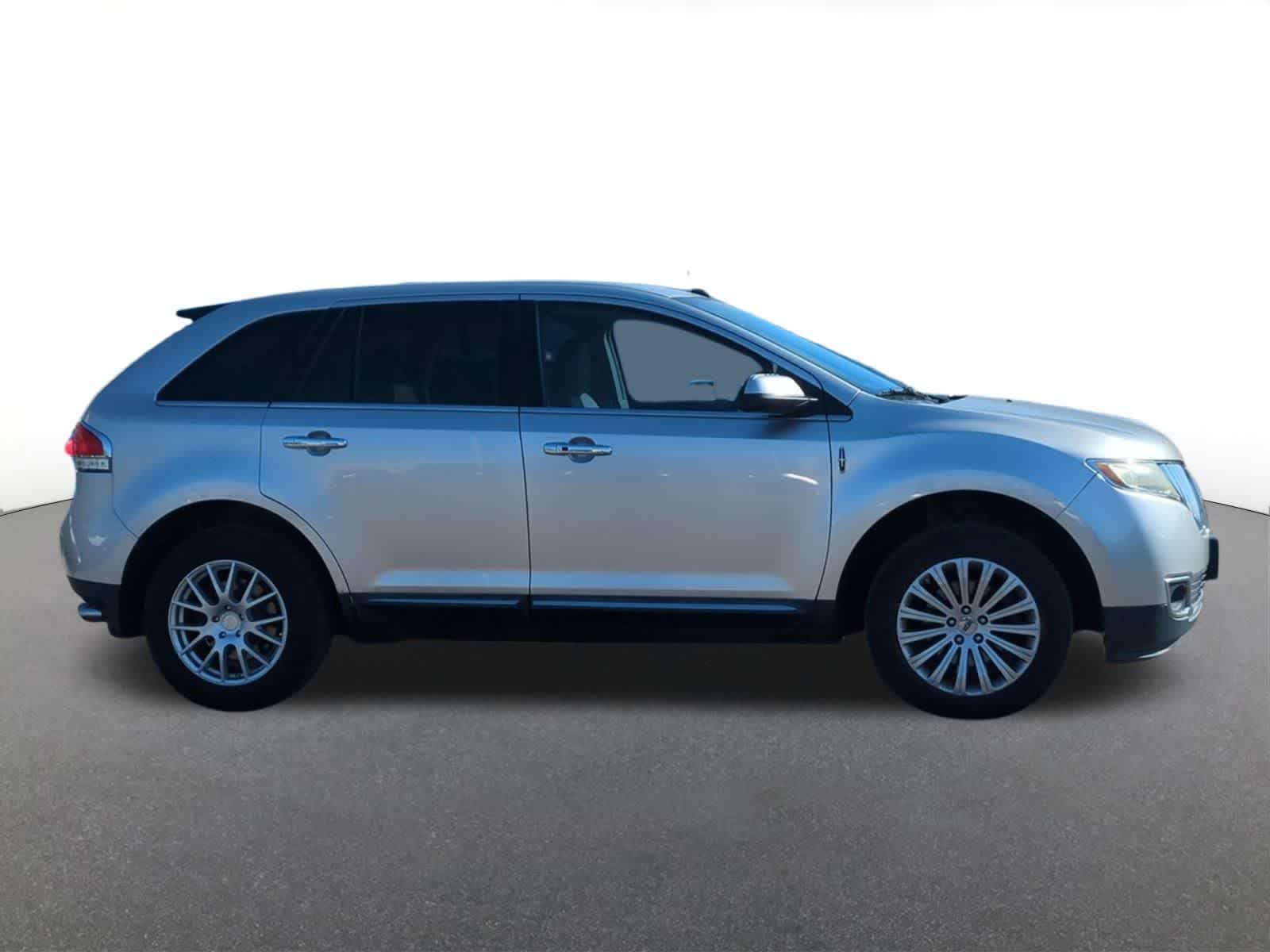 Thumbnail: 2011 Lincoln MKX - 7