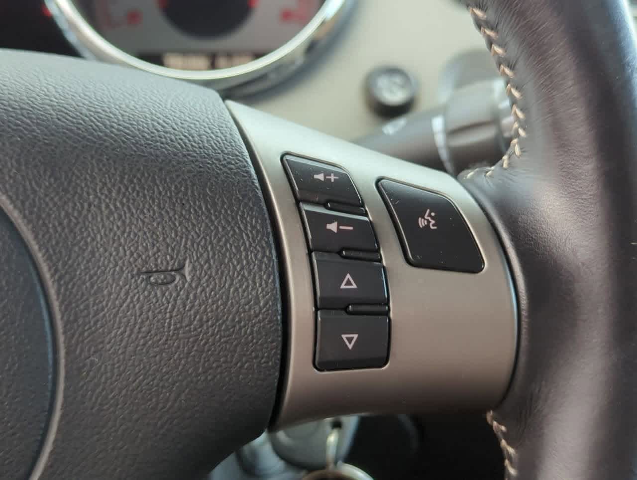 Thumbnail: 2008 Pontiac Solstice - 20