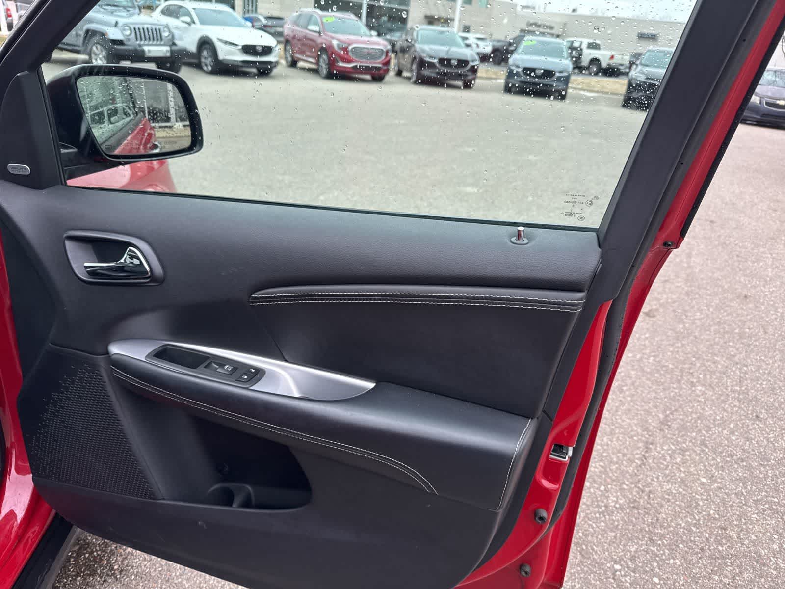 Thumbnail: 2012 Dodge Journey - 26