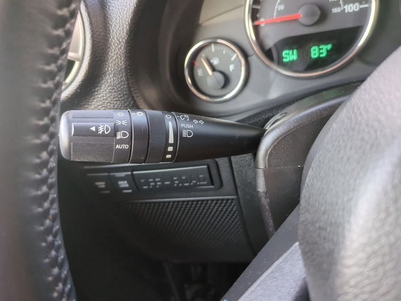 Thumbnail: 2014 Jeep Wrangler - 25