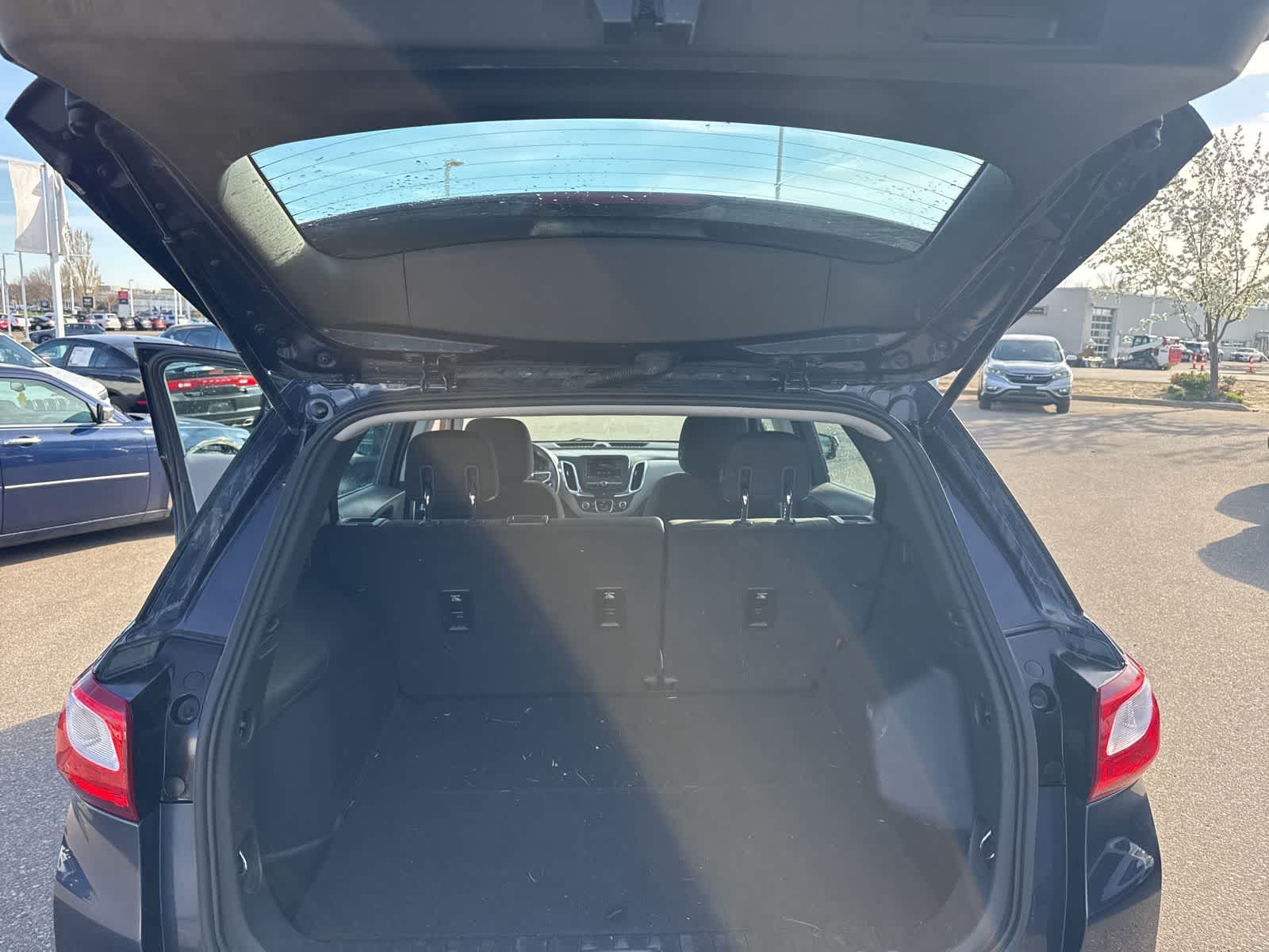 Thumbnail: 2019 Chevrolet Equinox - 22