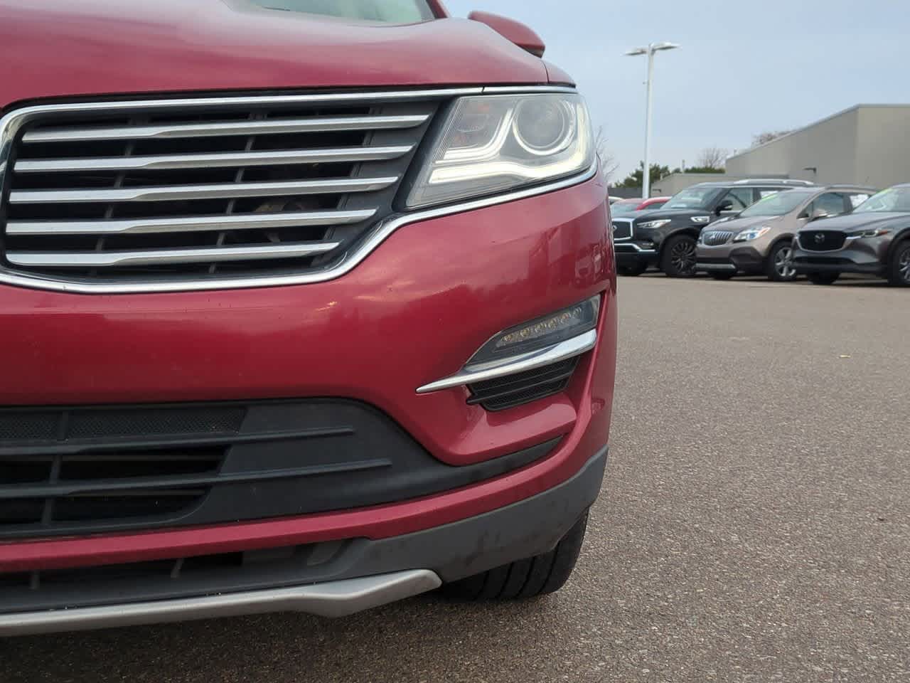 Thumbnail: 2017 Lincoln MKC - 10