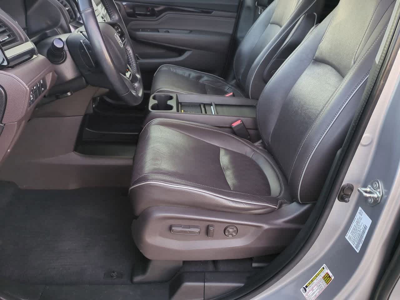 Thumbnail: 2021 Honda Odyssey - 15