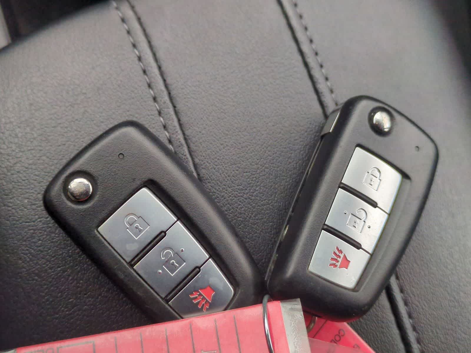 Thumbnail: 2018 Nissan Rogue - 32