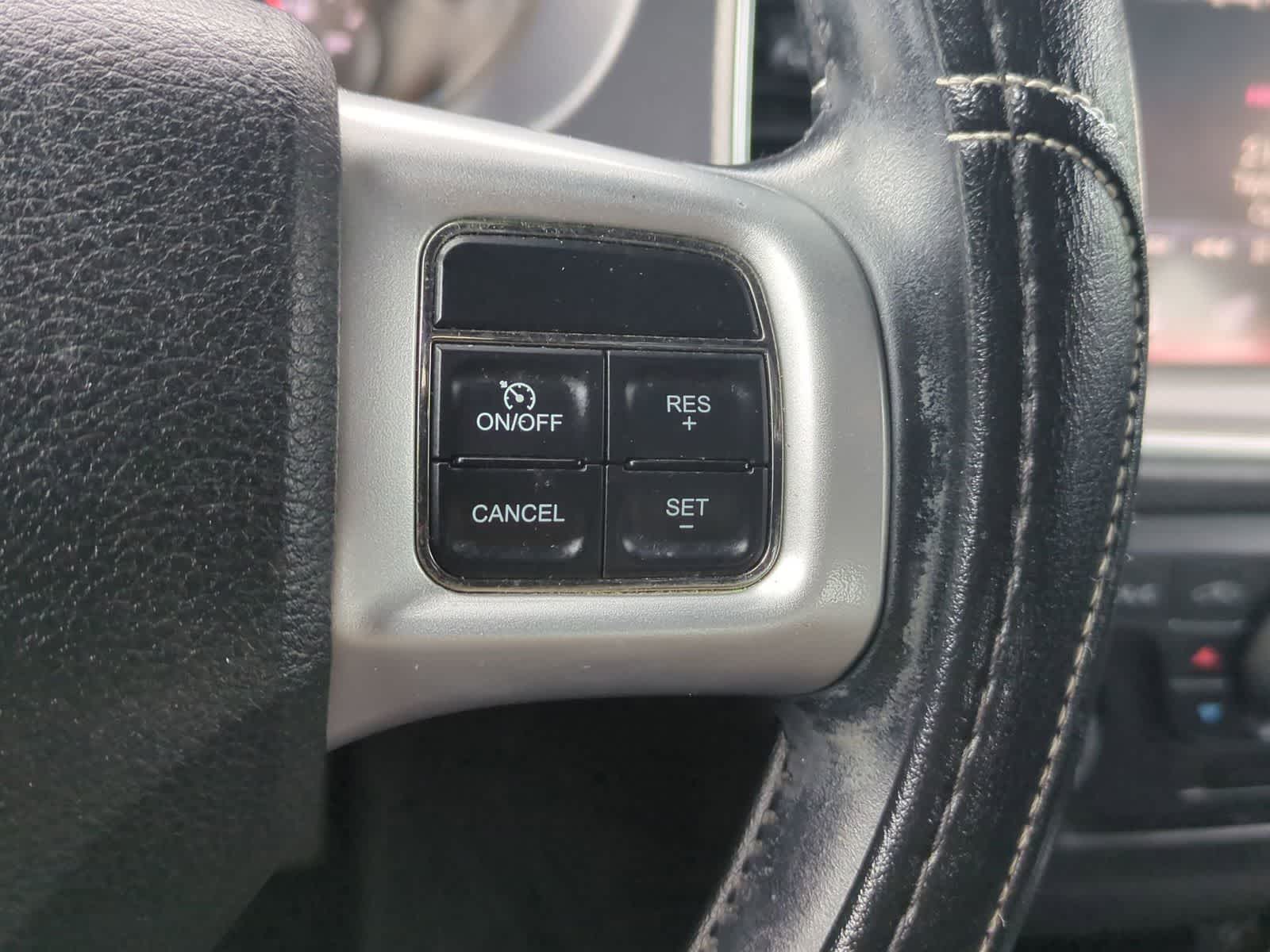 Thumbnail: 2011 Dodge Charger - 25