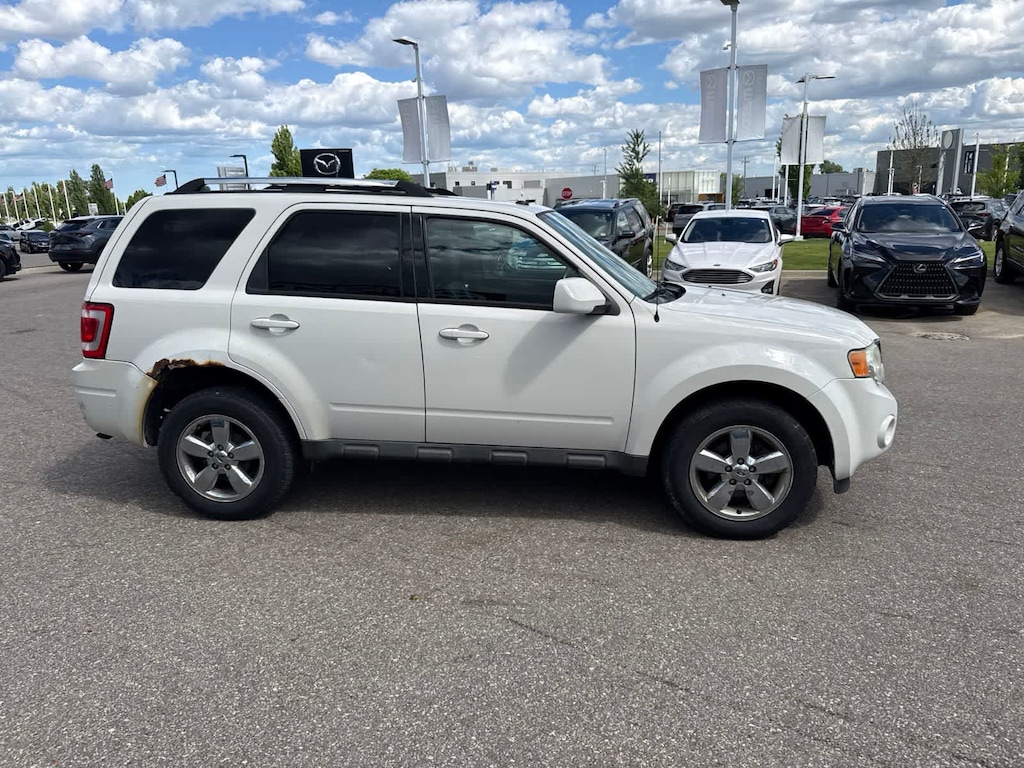 Used 2010 Ford Escape Limited SUV