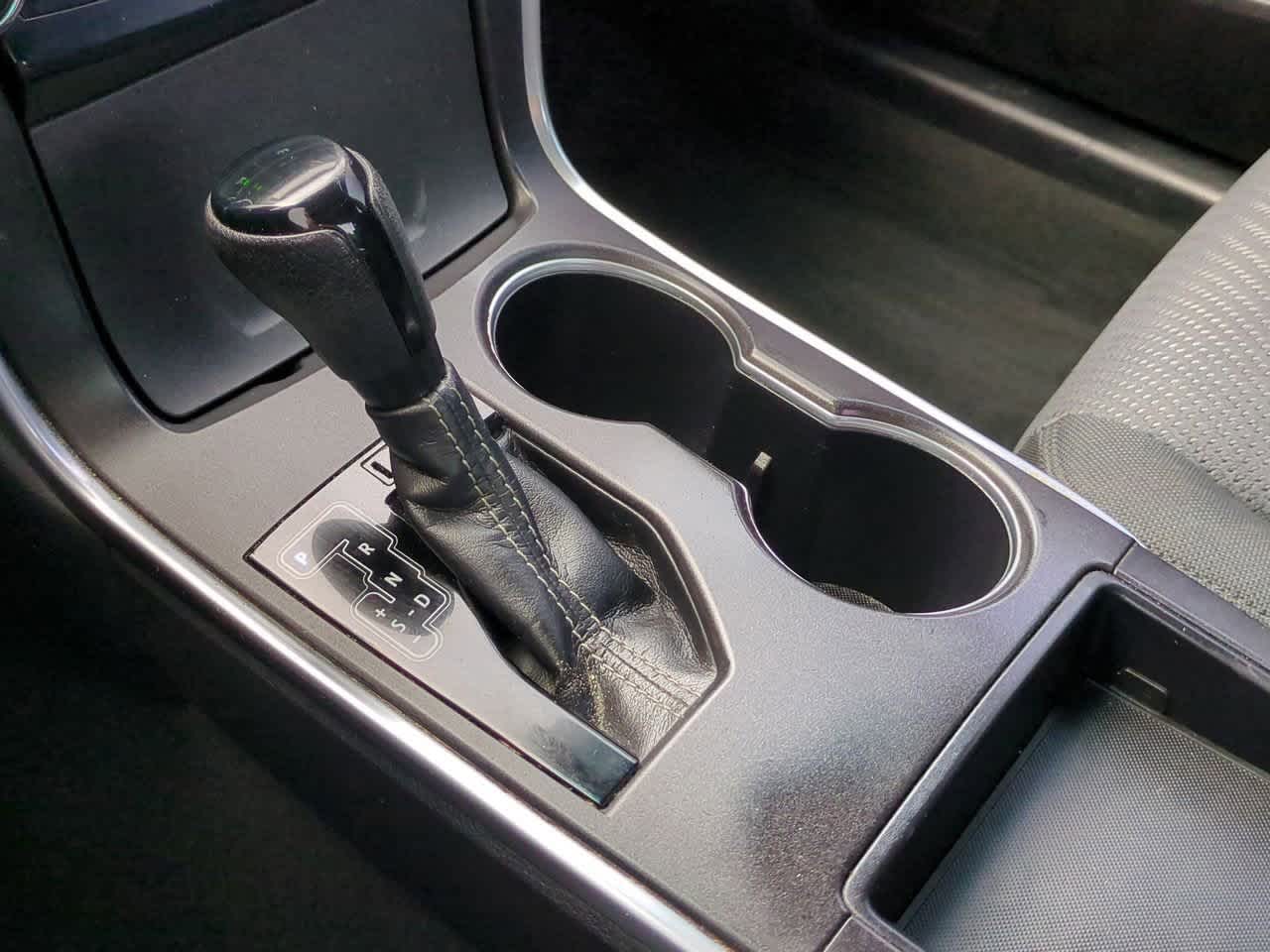 Thumbnail: 2016 Toyota Camry - 29