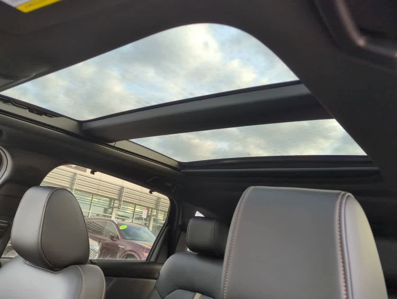 Thumbnail: 2025 Mazda CX-70 - 17