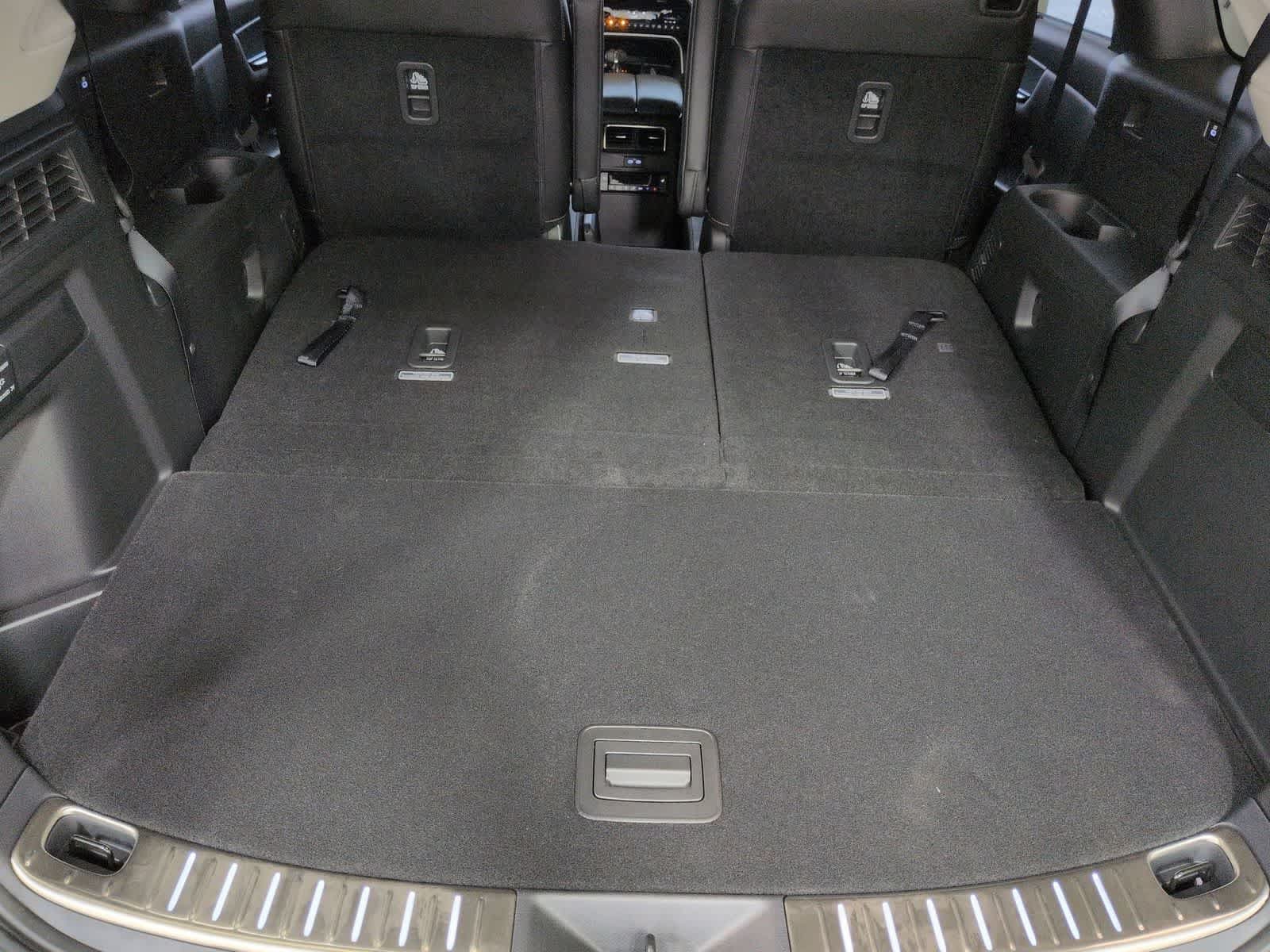 Thumbnail: 2026 Mazda CX-90 - 37