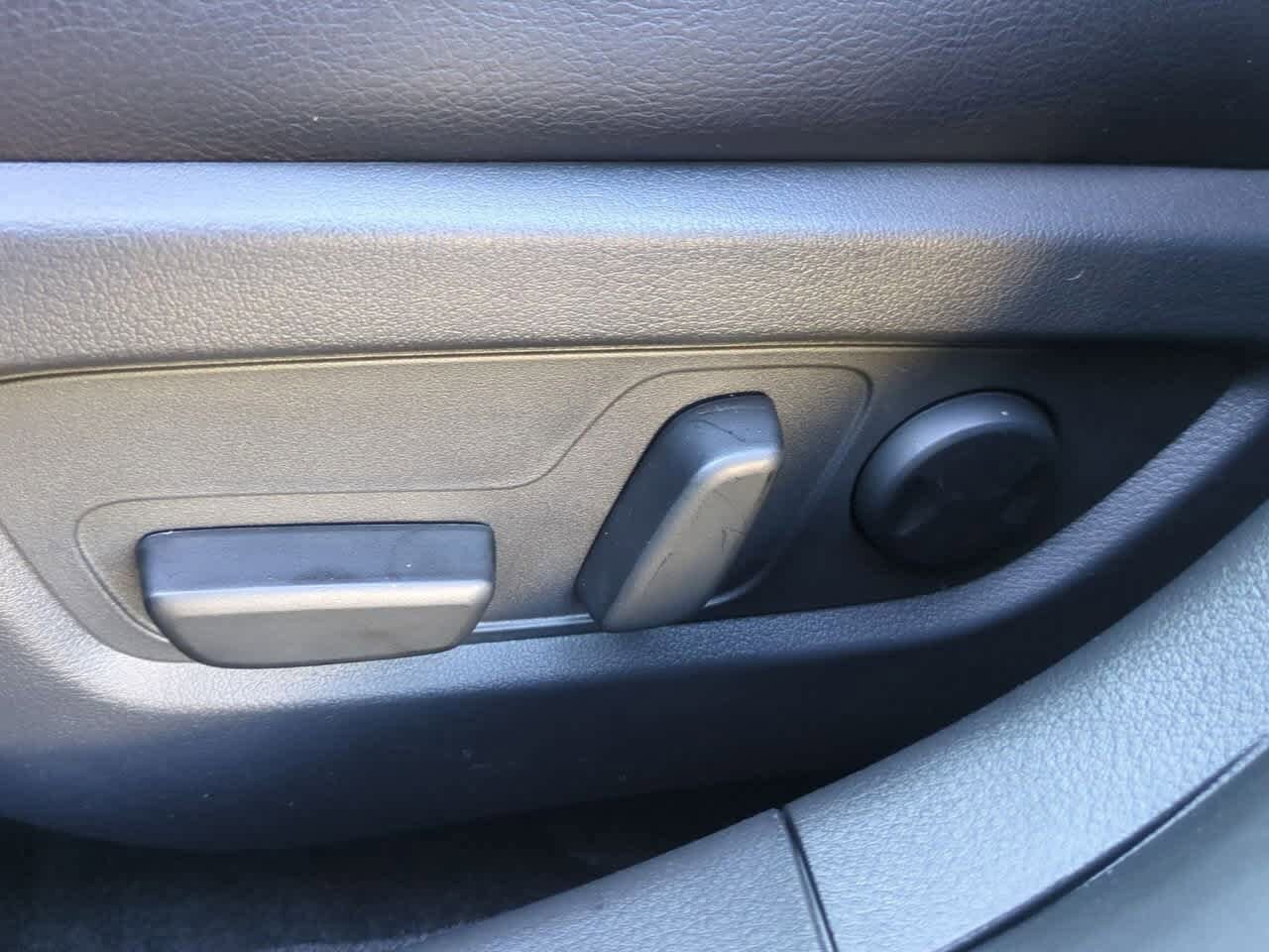 Thumbnail: 2026 Mazda CX-50 - 15