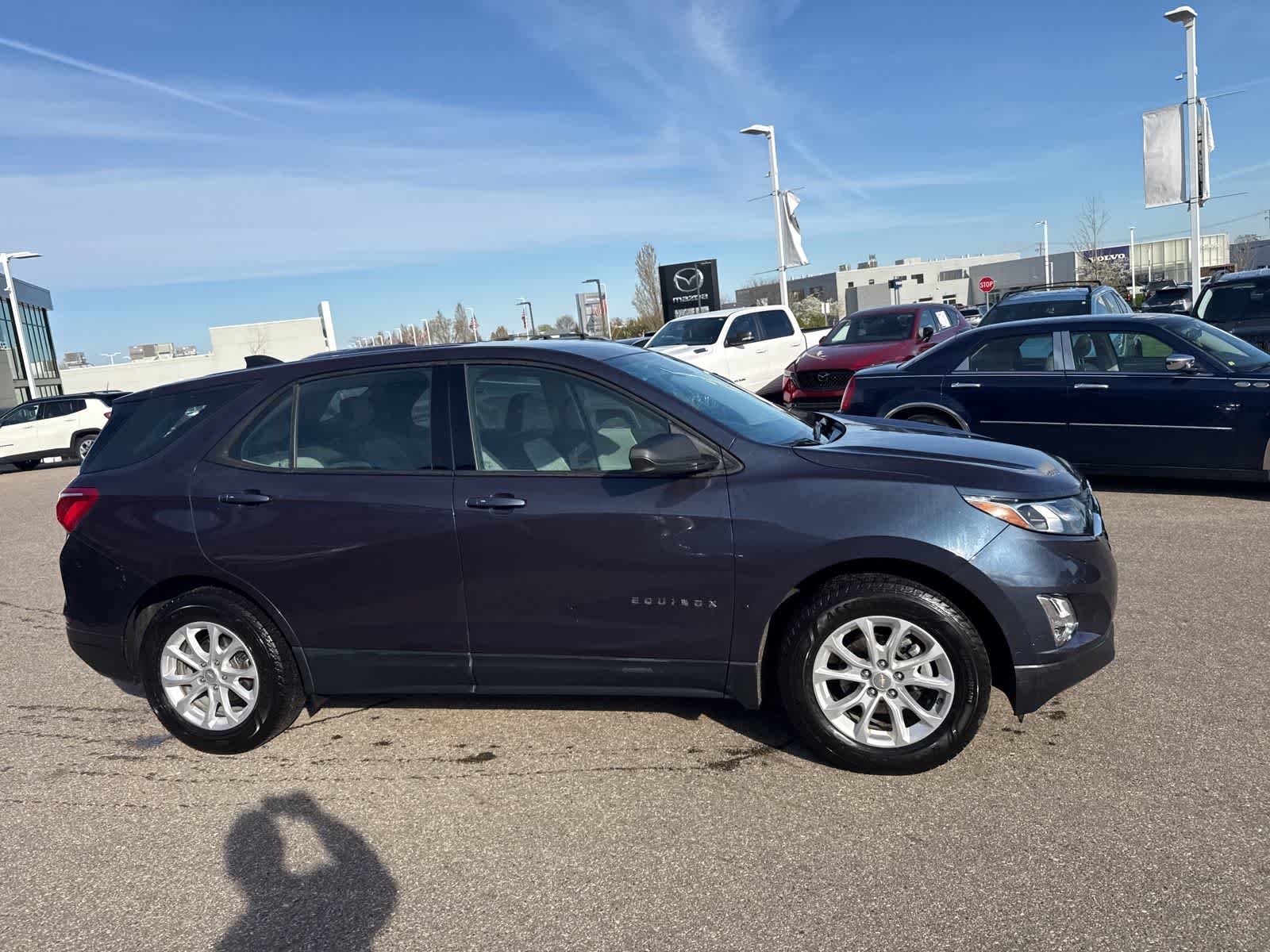 Thumbnail: 2019 Chevrolet Equinox - 4