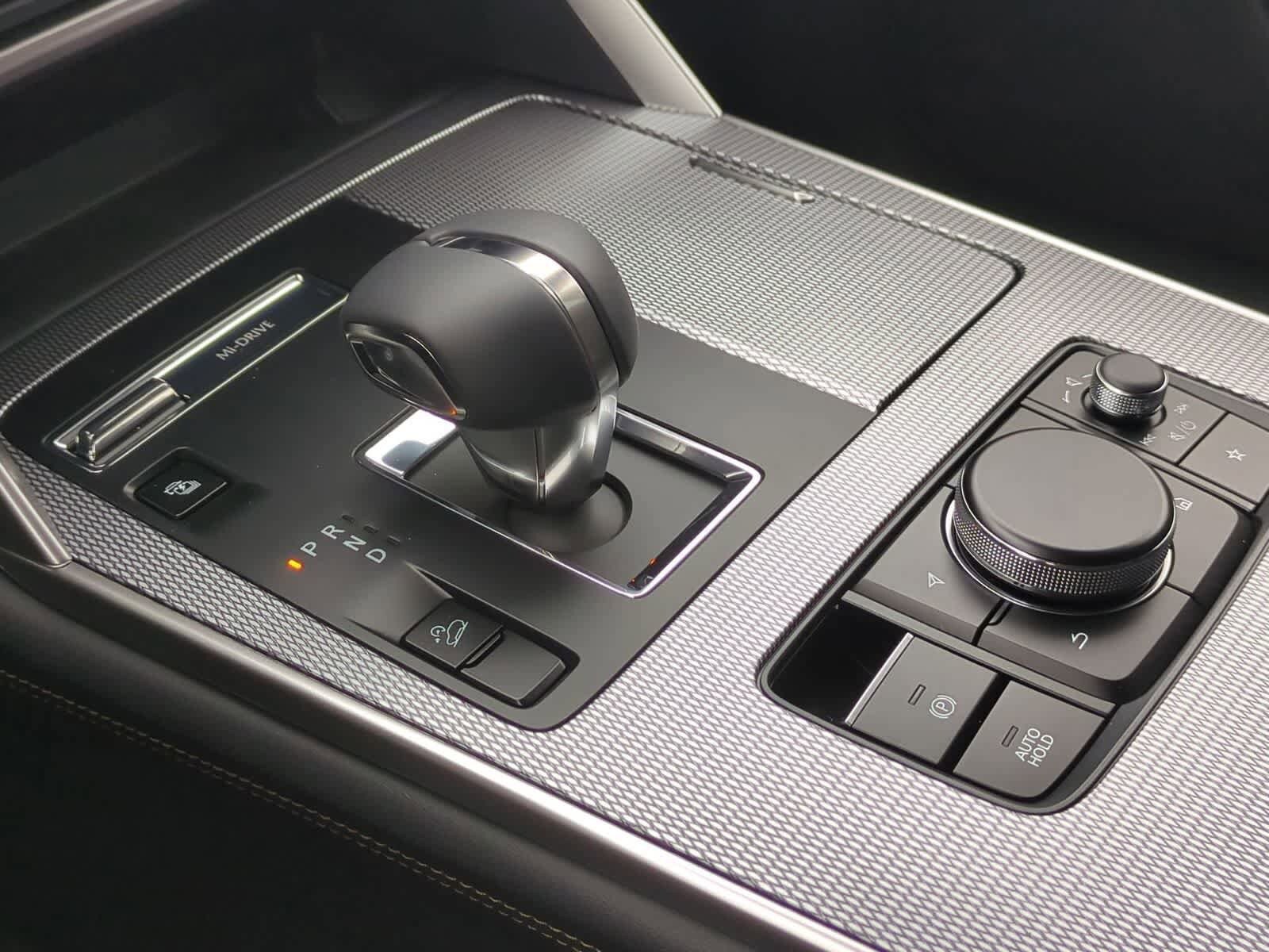 Thumbnail: 2026 Mazda CX-70 - 30