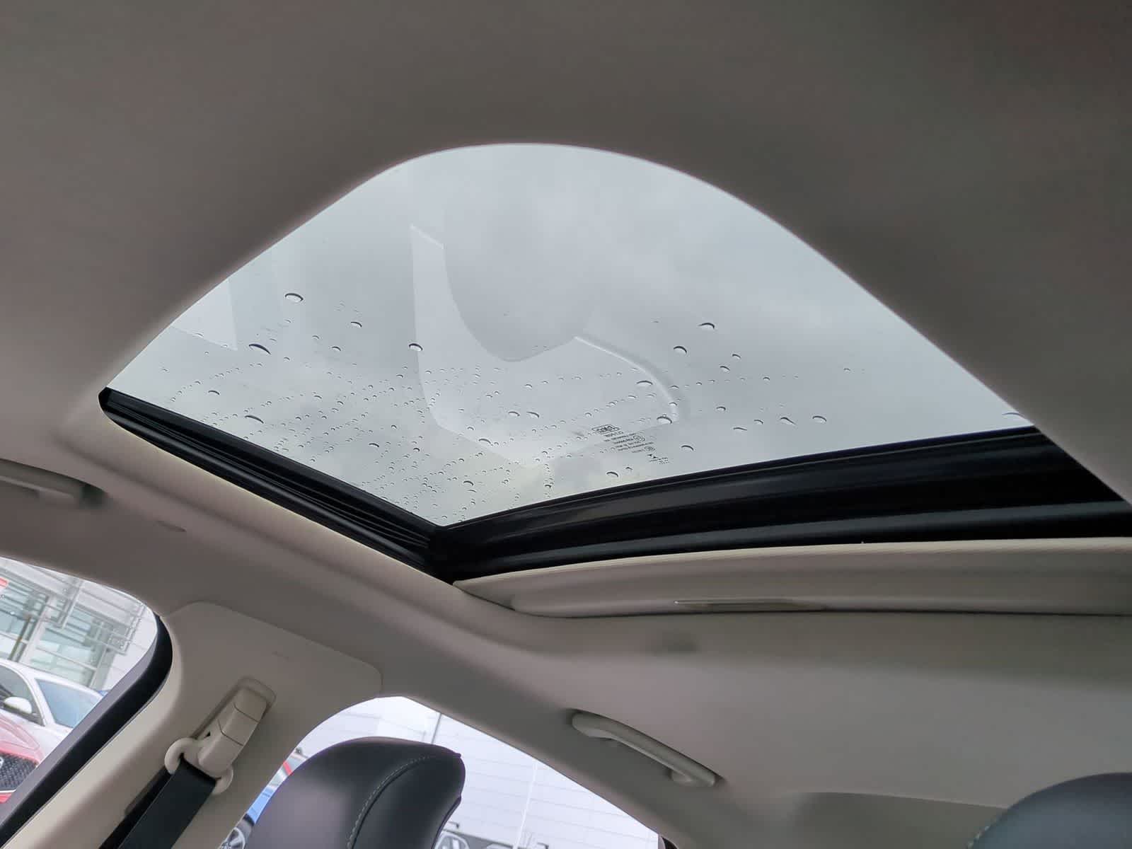 Thumbnail: 2017 Ford Fusion - 18