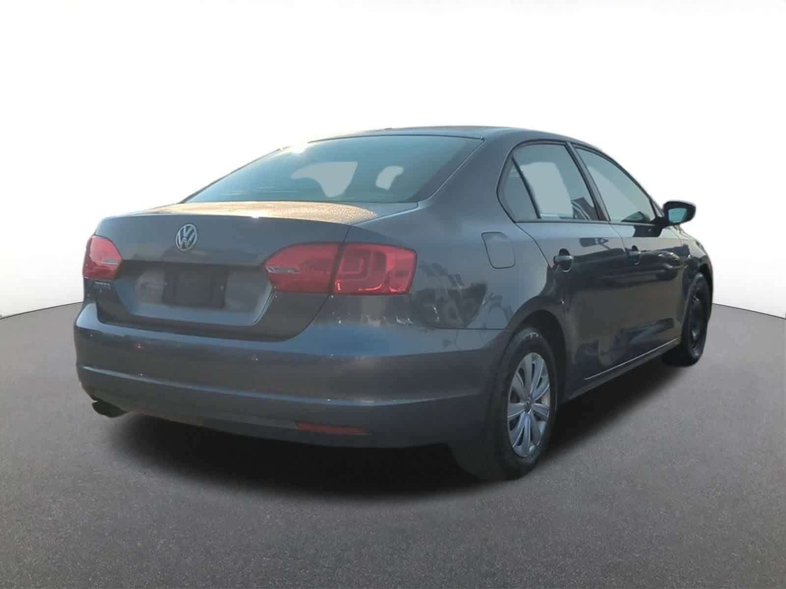 Thumbnail: 2013 Volkswagen Jetta - 6