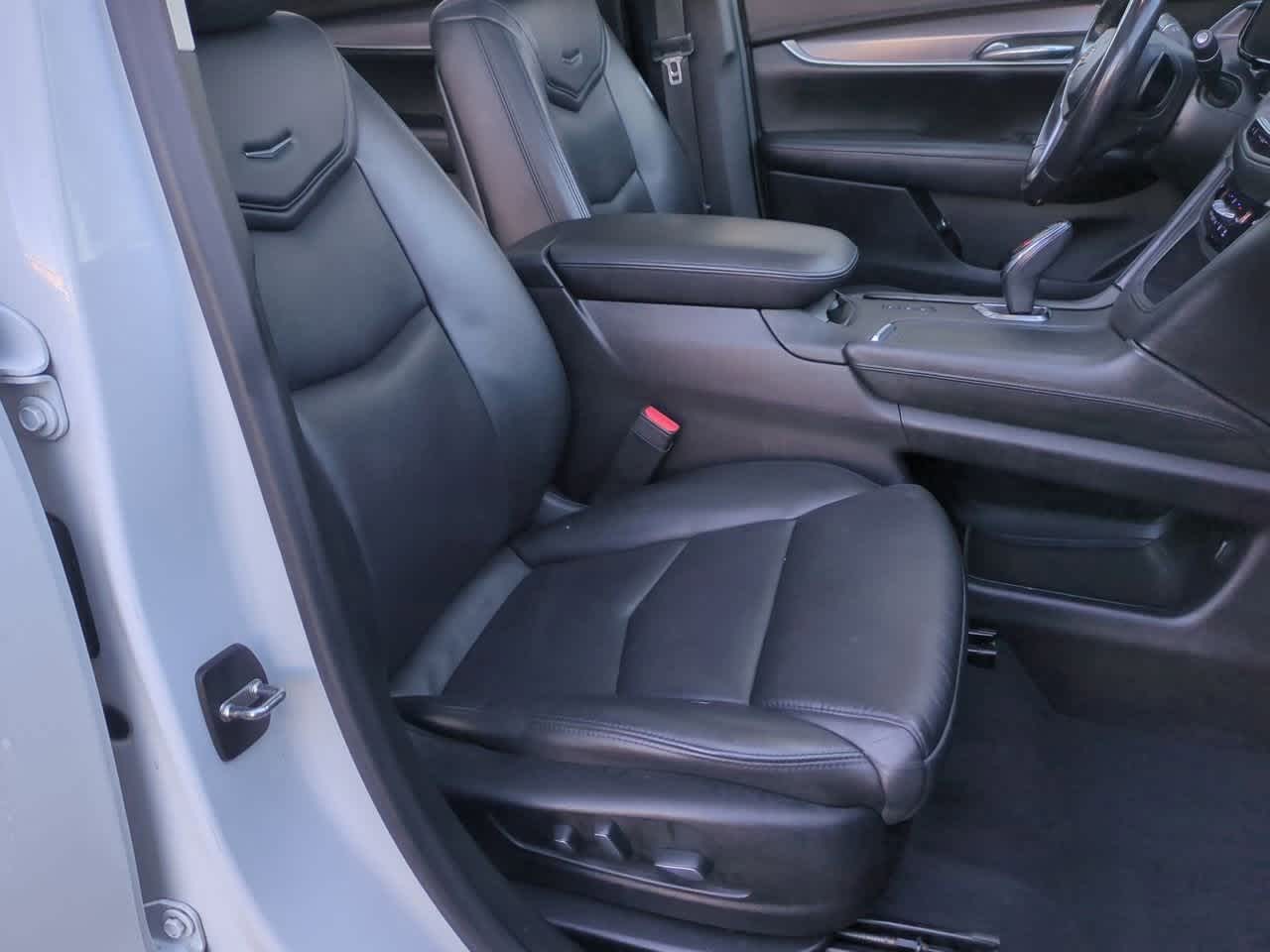 Thumbnail: 2018 Cadillac XT5 - 22