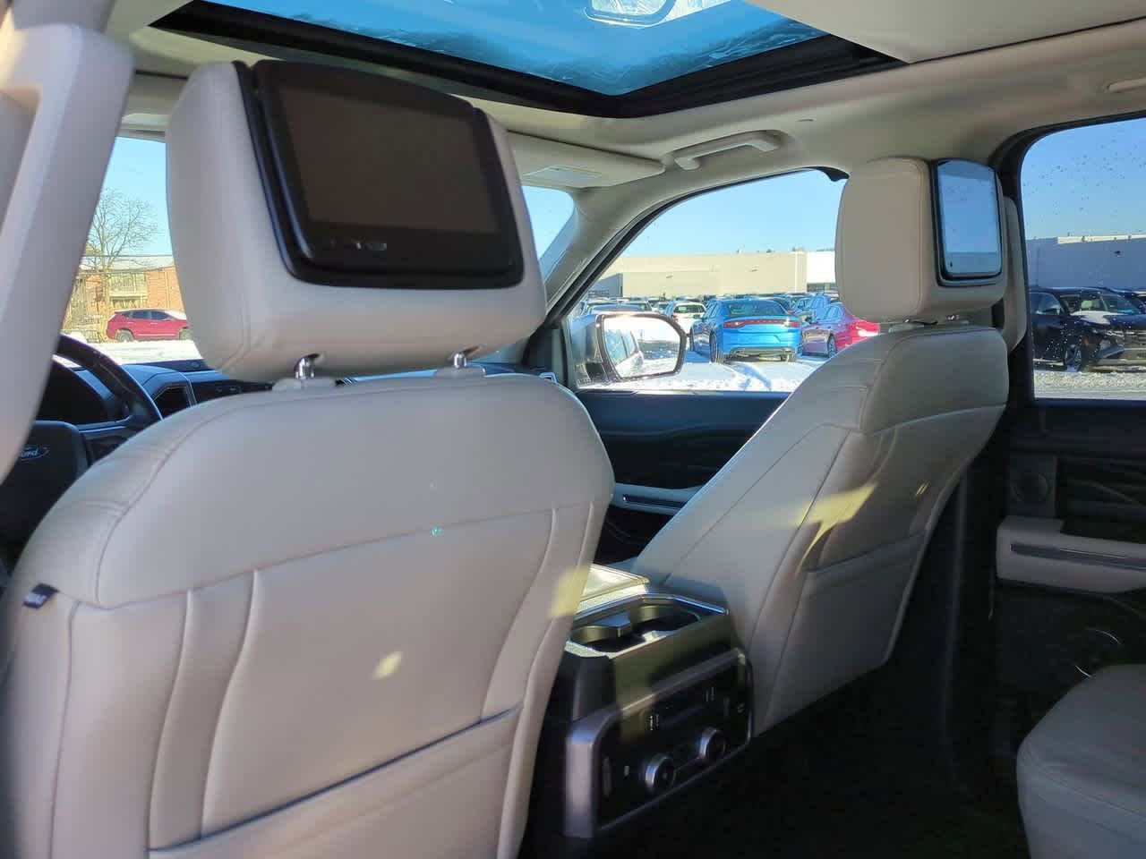 Thumbnail: 2018 Ford Expedition - 18