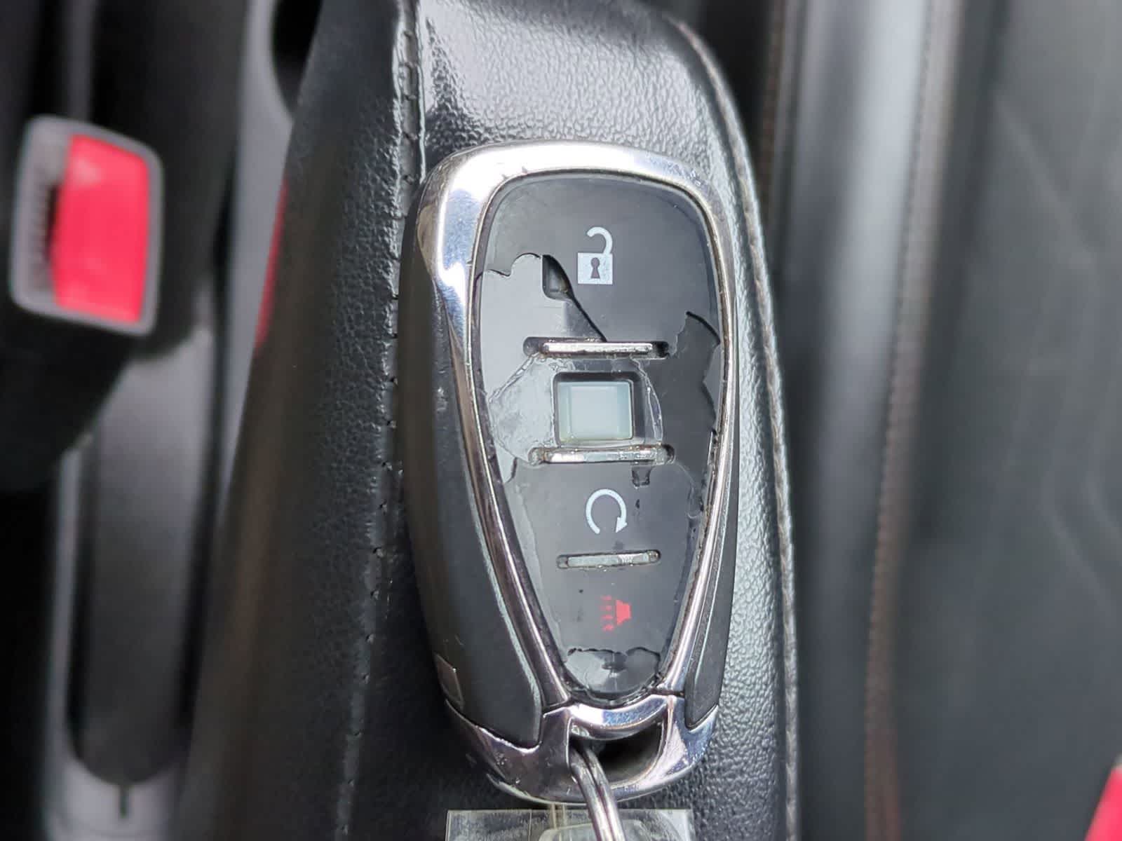 Thumbnail: 2022 Chevrolet Trax - 32