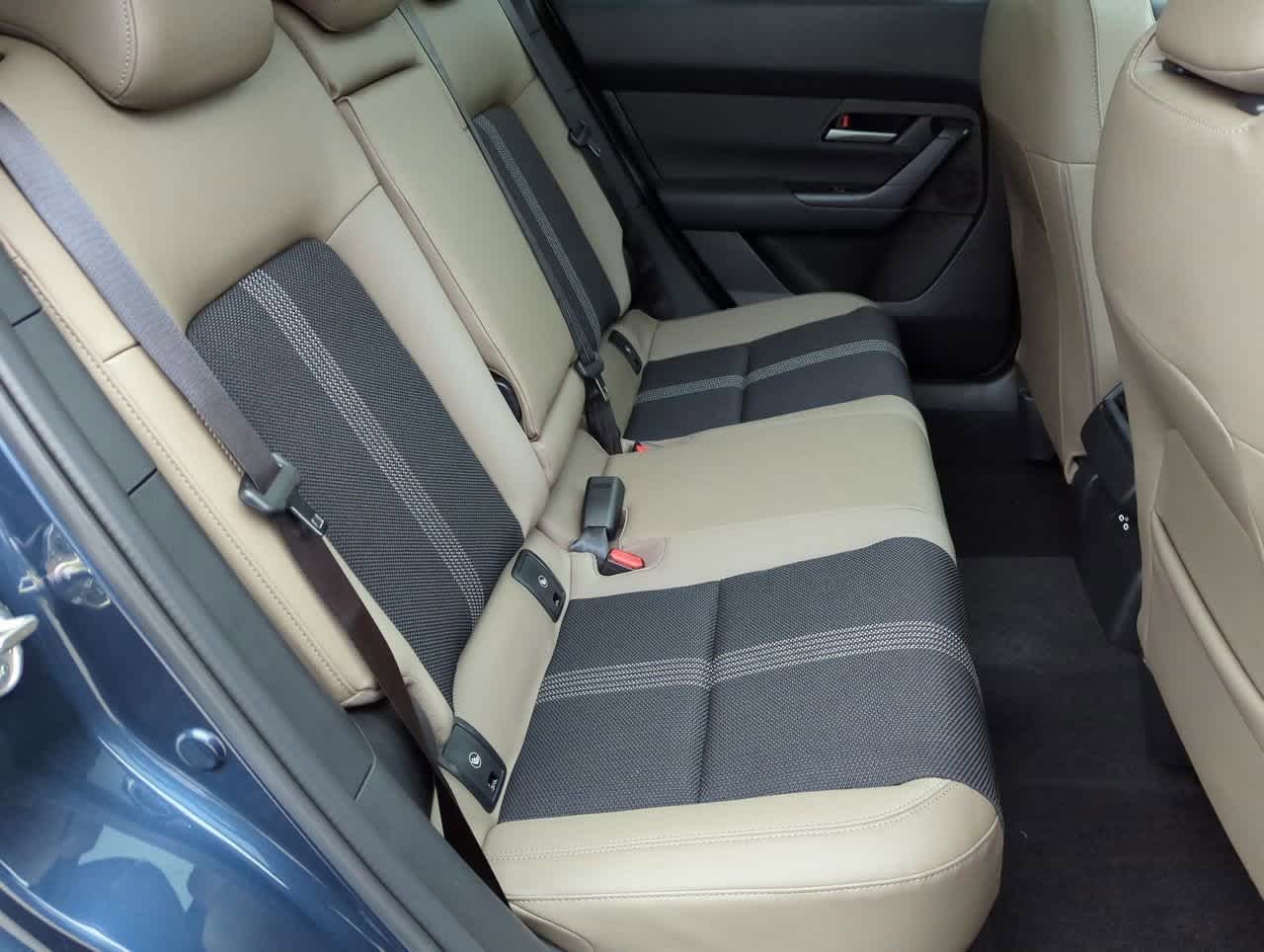 Thumbnail: 2025 Mazda CX-50 - 19