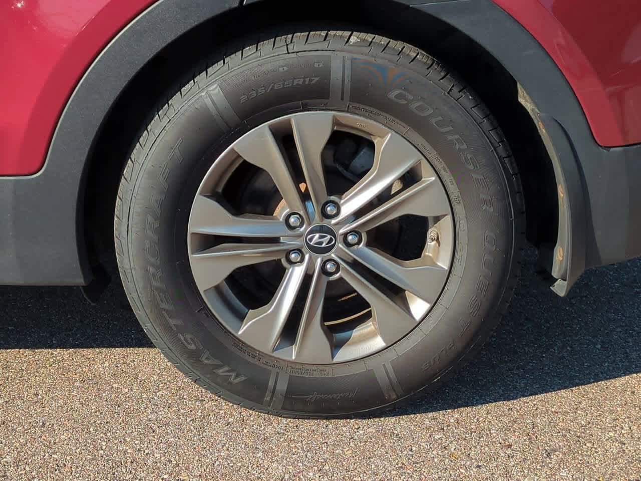 Thumbnail: 2013 Hyundai Santa Fe - 13