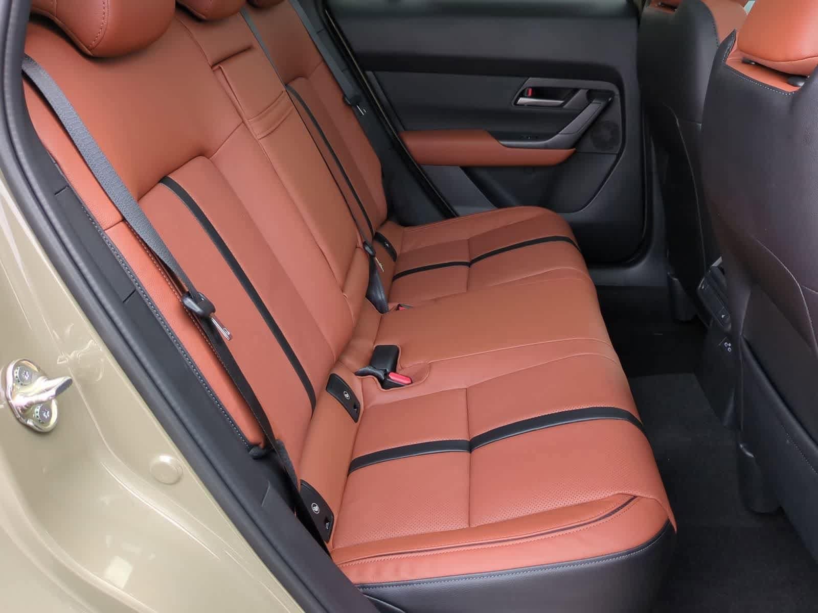 Thumbnail: 2026 Mazda CX-50 - 20