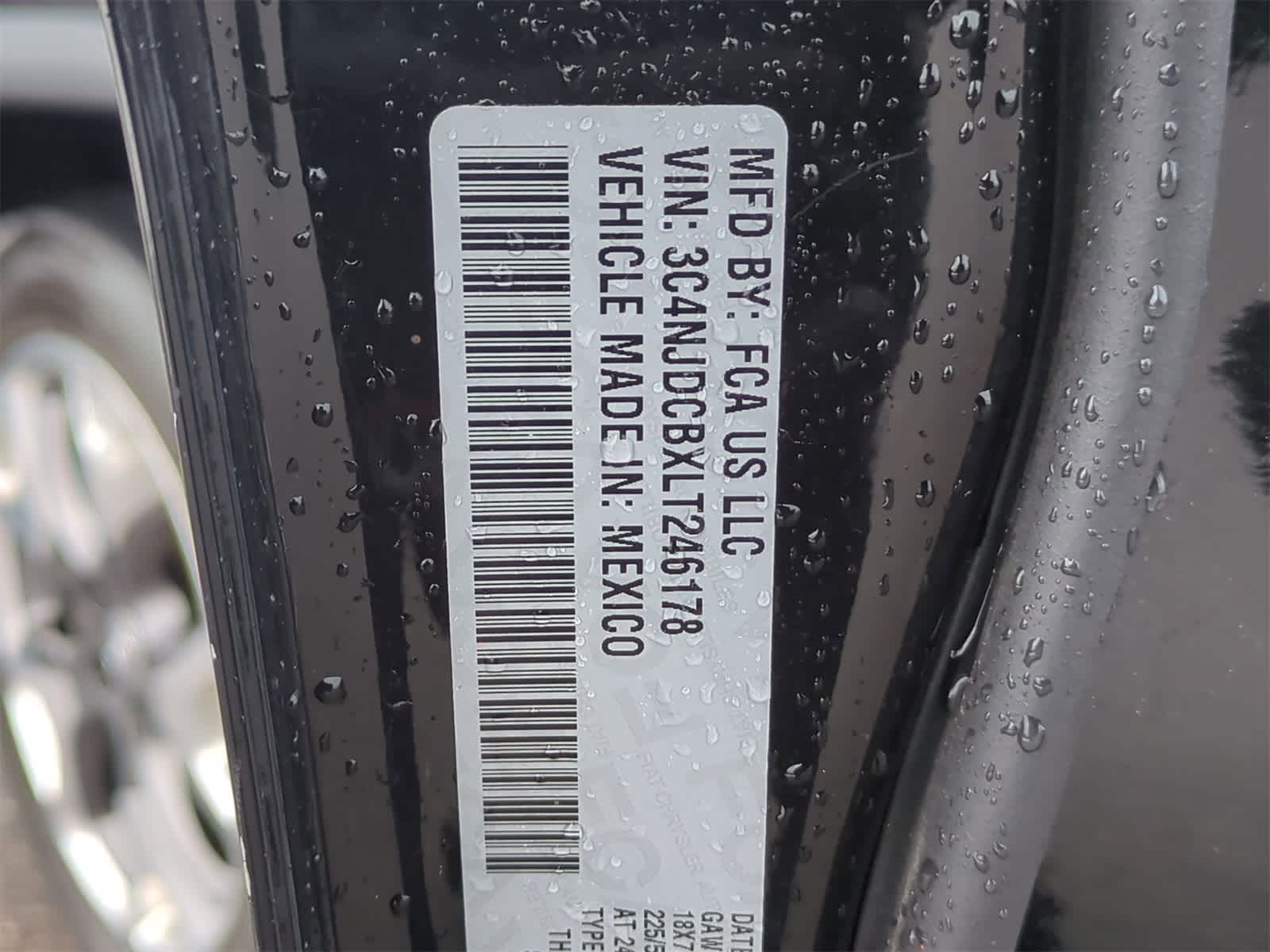 Thumbnail: 2020 Jeep Compass - 33