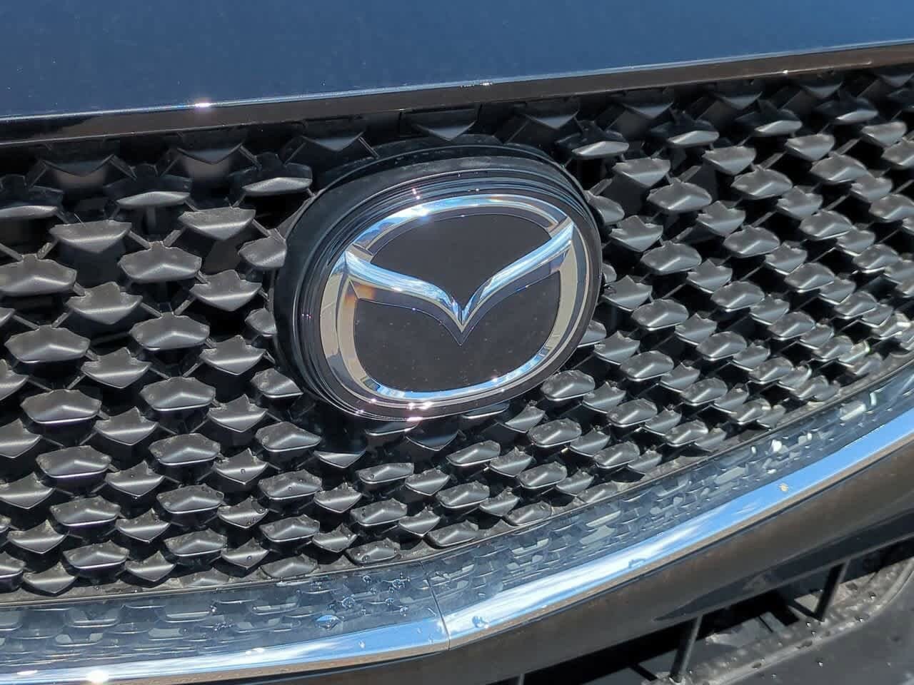 Thumbnail: 2025 Mazda CX-30 - 10