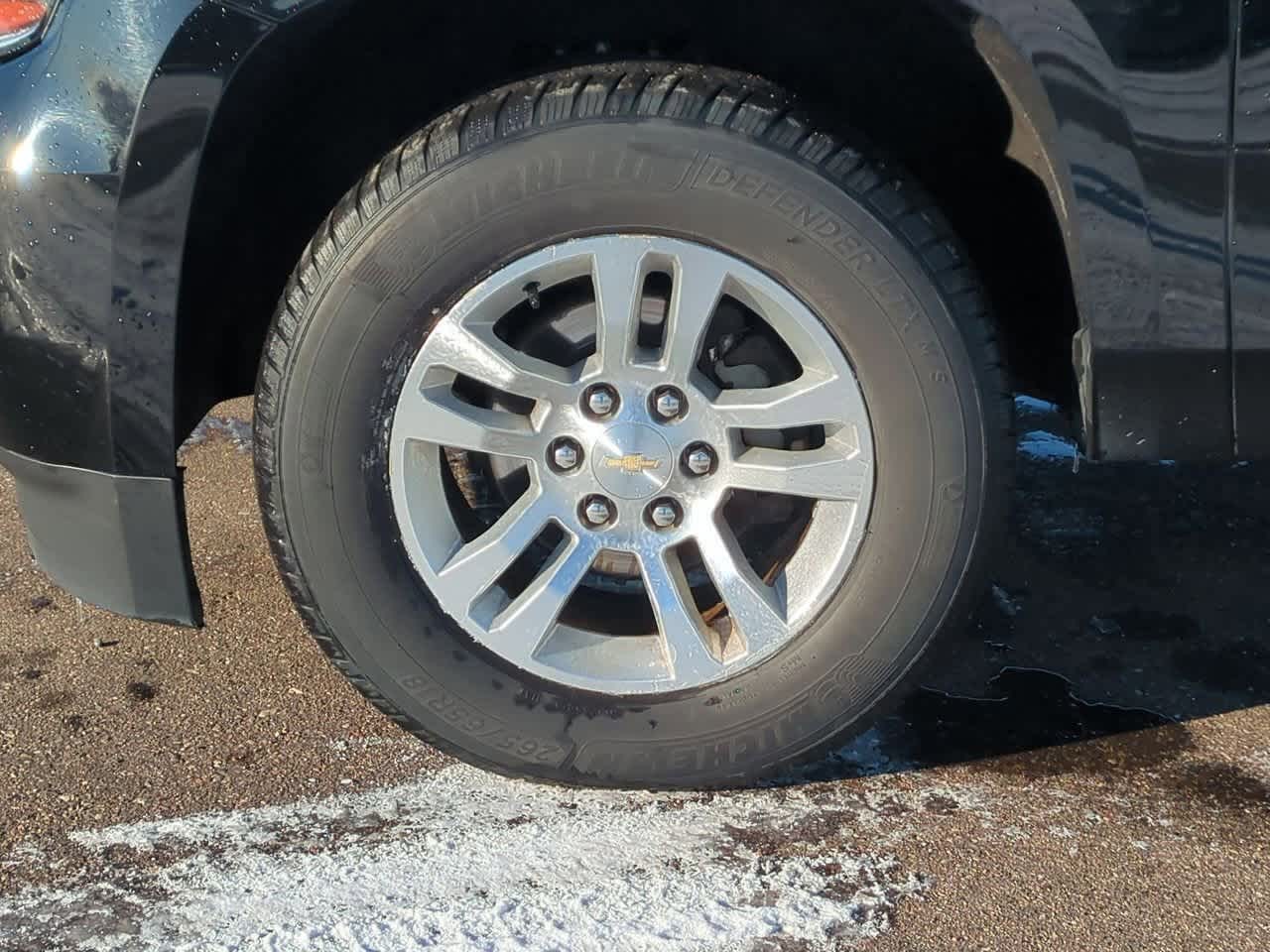 Thumbnail: 2017 Chevrolet Suburban - 13