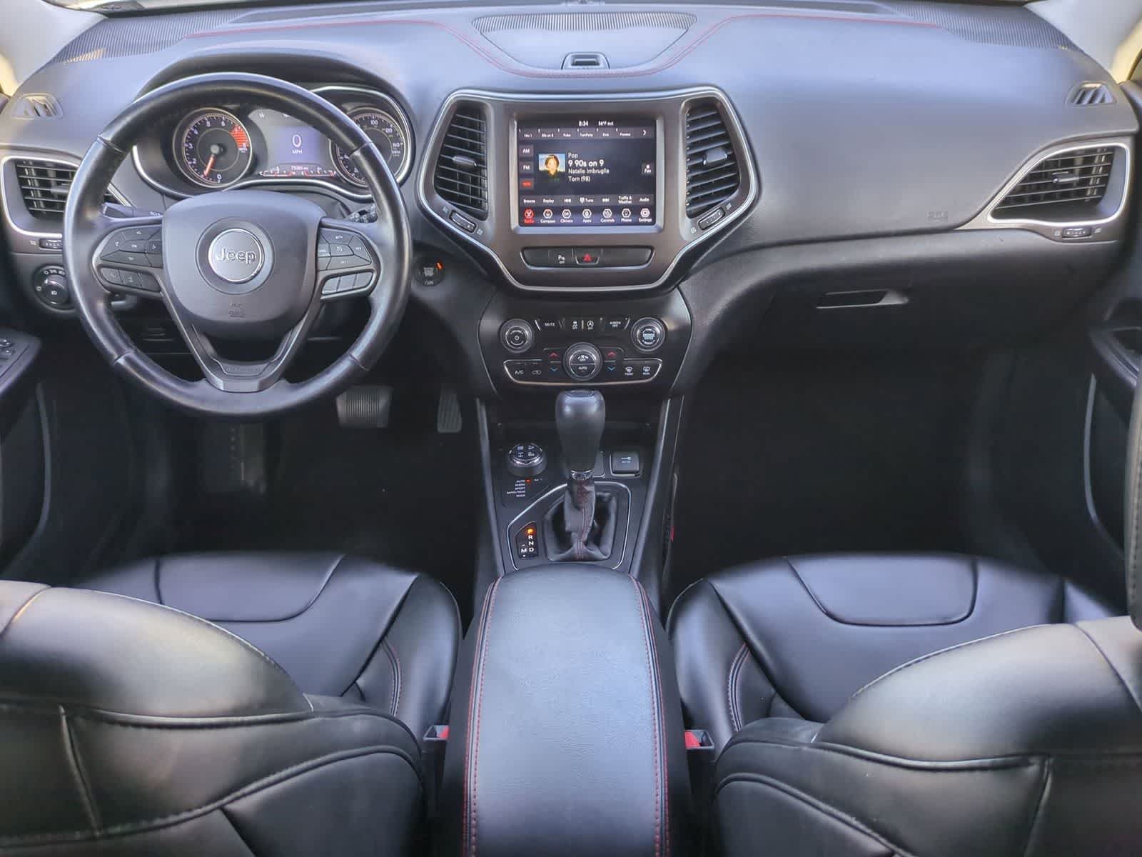 Thumbnail: 2019 Jeep Cherokee - 14