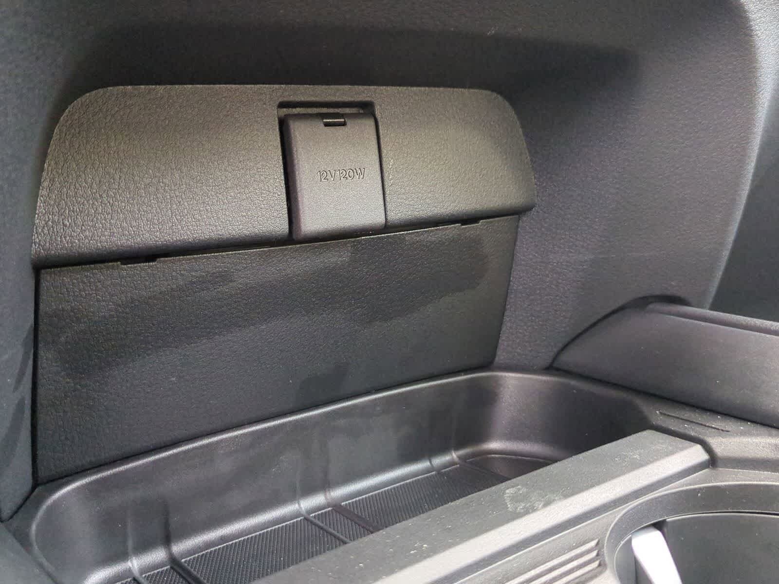 Thumbnail: 2026 Mazda CX-50 - 31