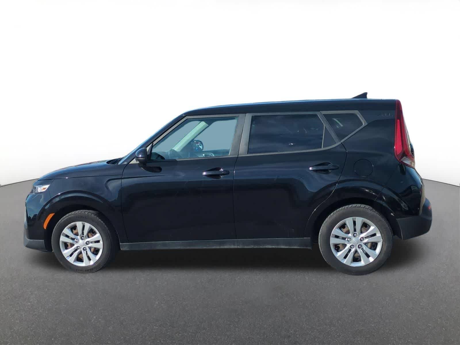 2021 Kia Soul LX - Photo 3