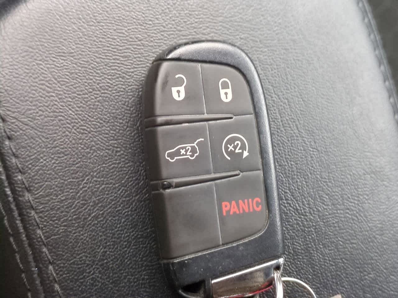 Thumbnail: 2020 Jeep Compass - 33