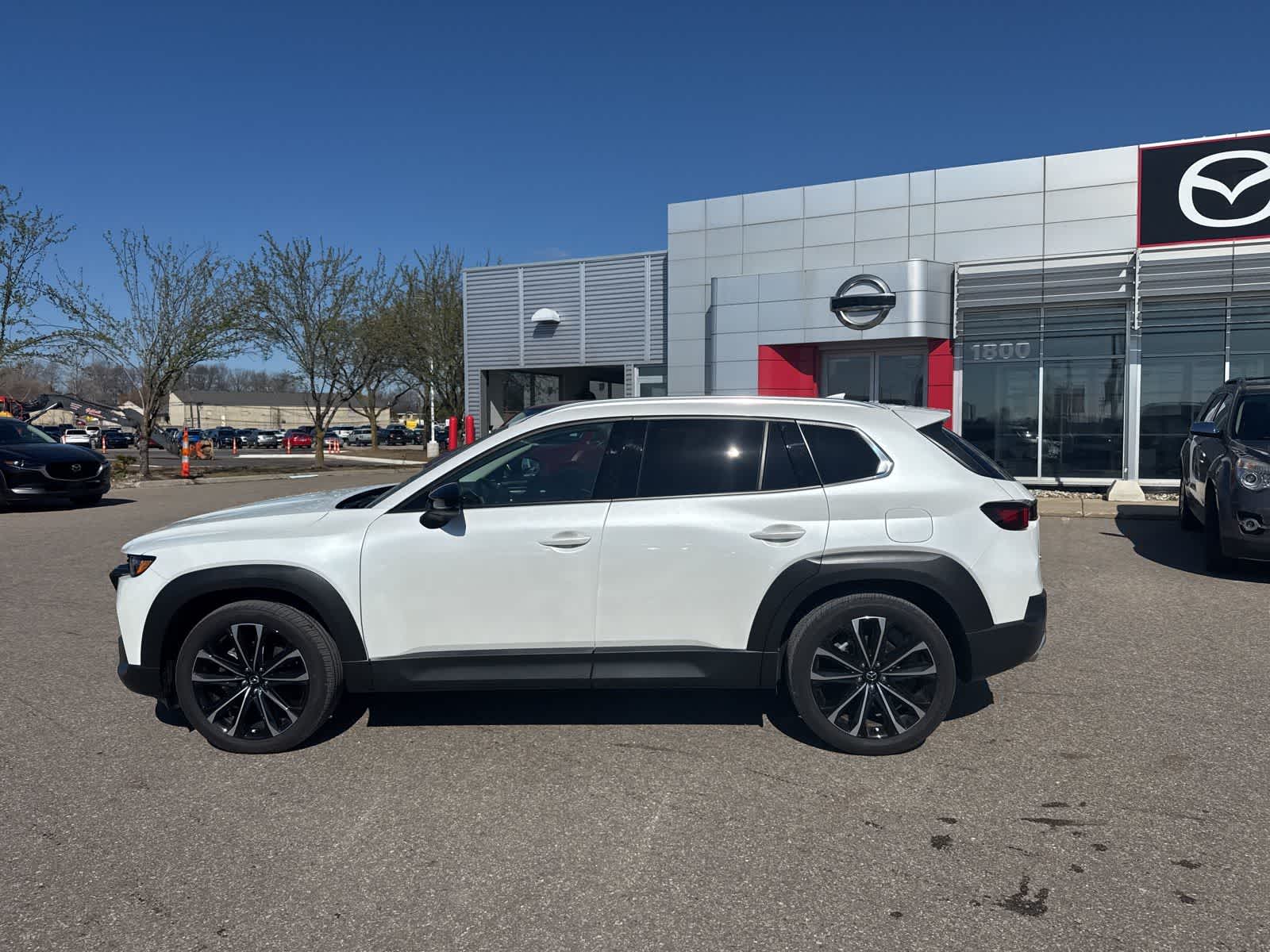 Thumbnail: 2025 Mazda CX-50 - 8