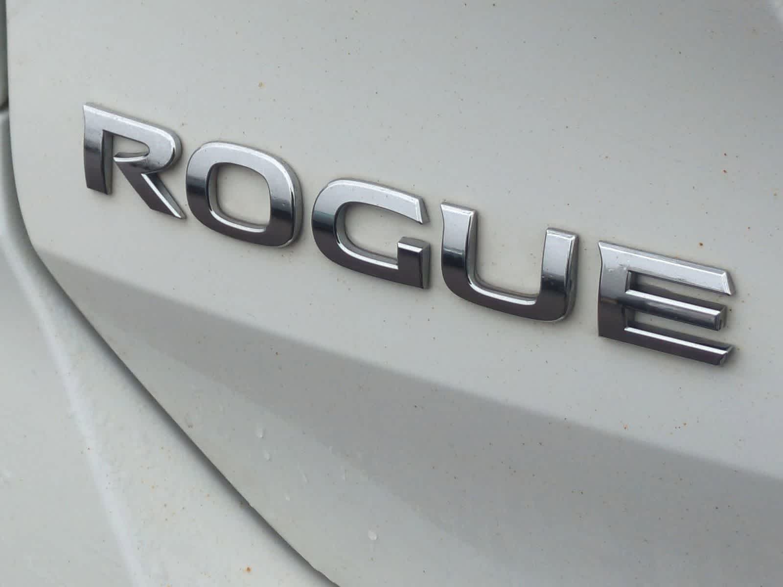 Thumbnail: 2018 Nissan Rogue - 12