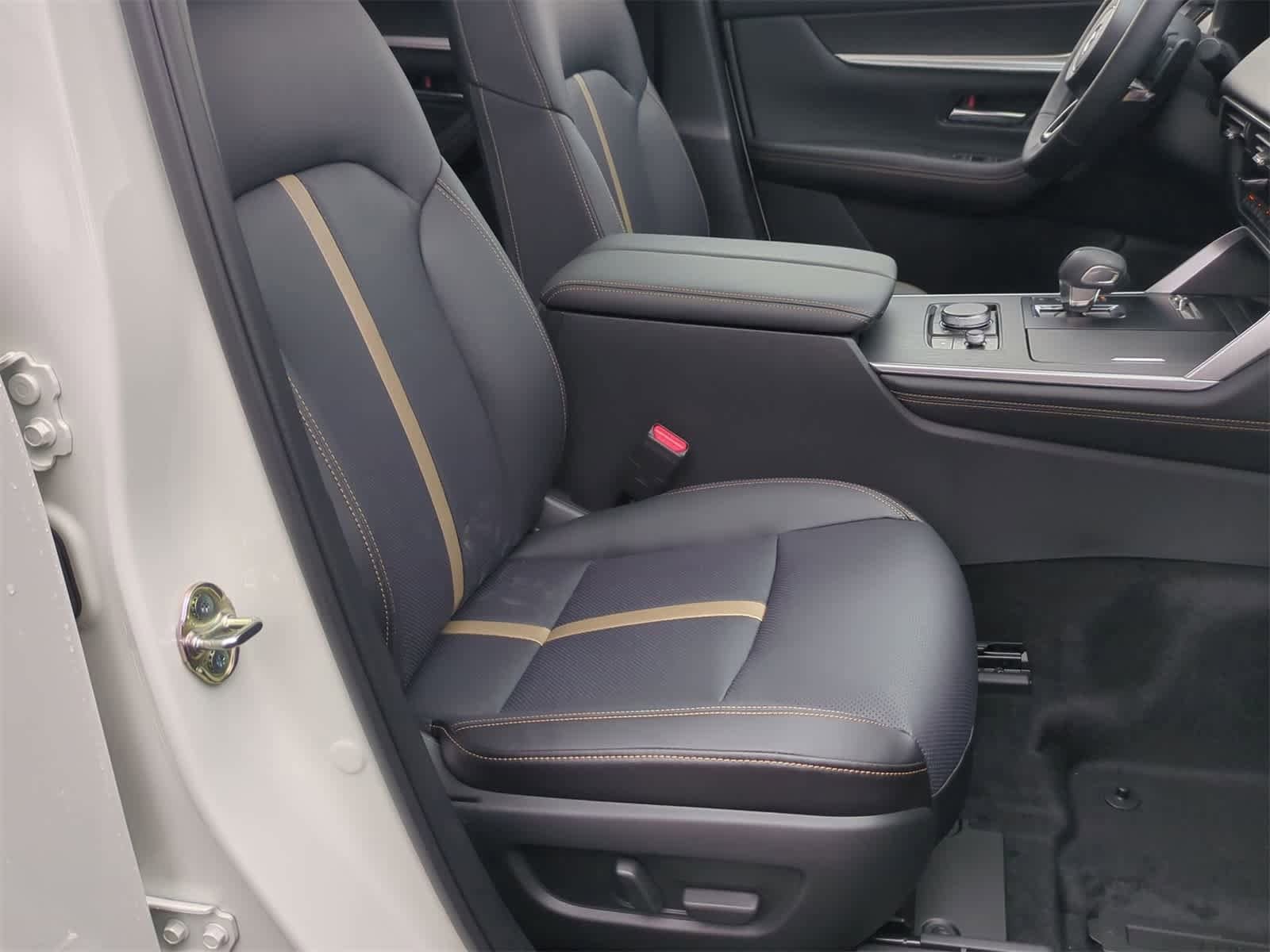 Thumbnail: 2026 Mazda CX-90 - 23