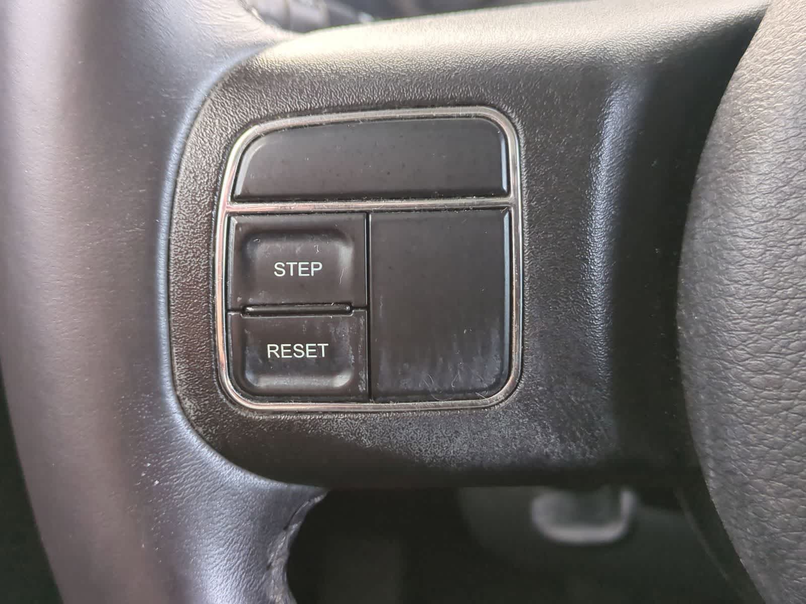 Thumbnail: 2016 Jeep Patriot - 25