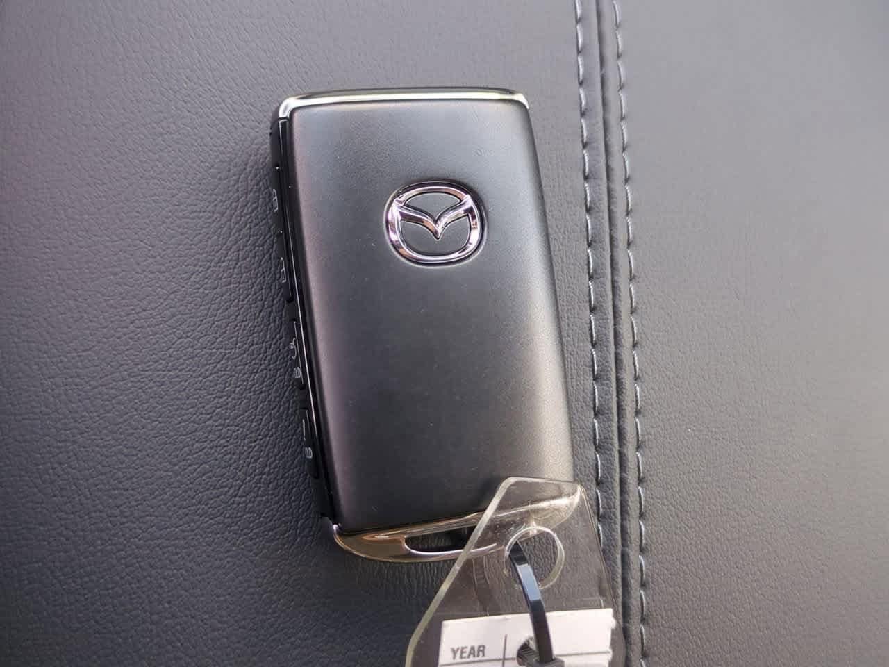 Thumbnail: 2025 Mazda CX-30 - 32