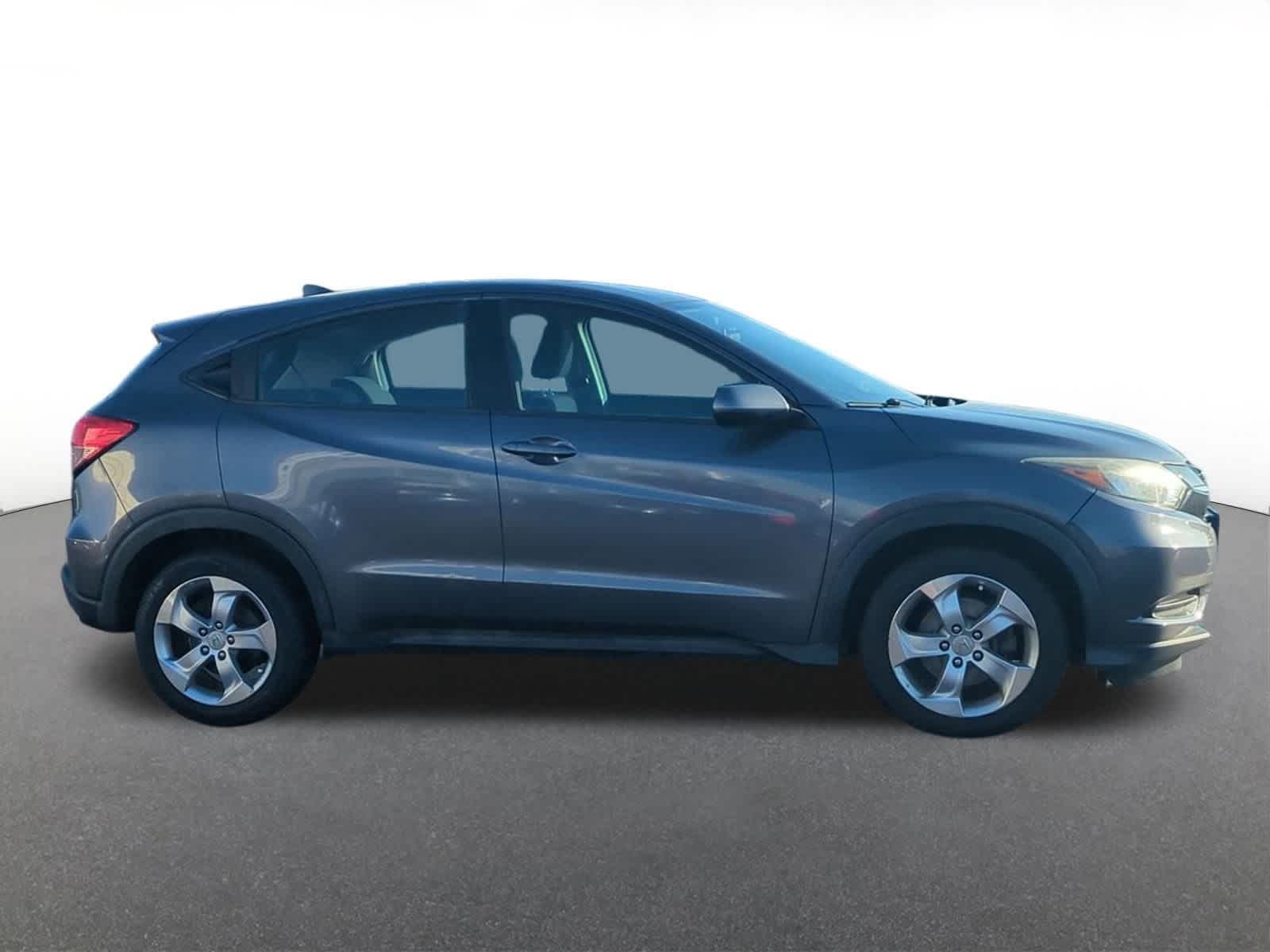 Thumbnail: 2016 Honda HR-V - 7