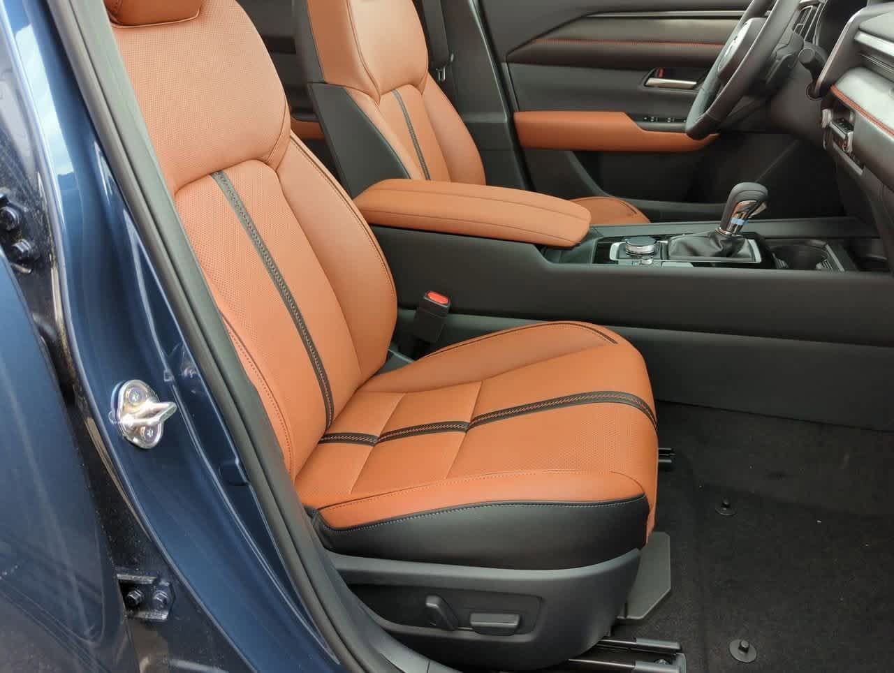 Thumbnail: 2025 Mazda CX-50 - 21