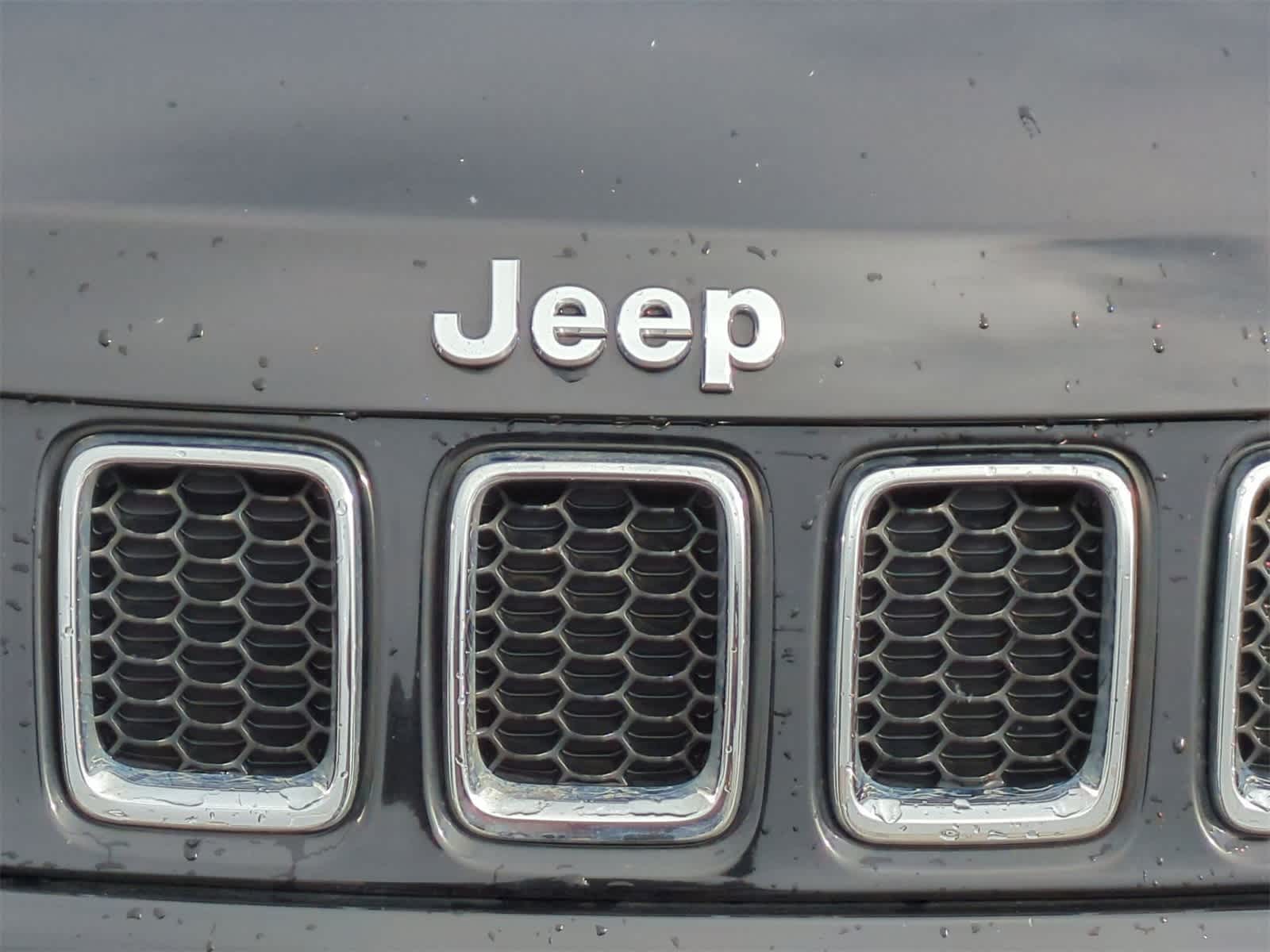 Thumbnail: 2020 Jeep Compass - 11