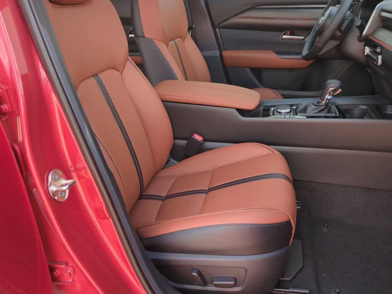 Thumbnail: 2025 Mazda CX-50 - 21