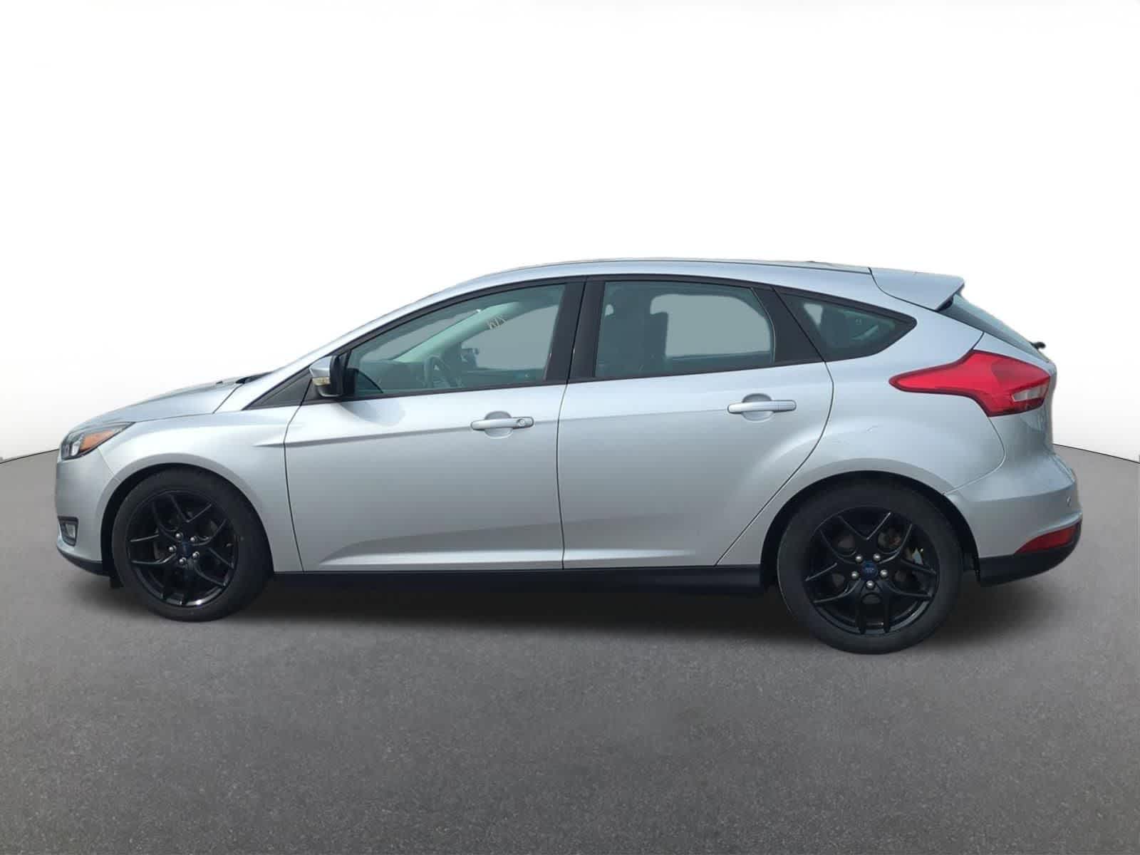 Thumbnail: 2016 Ford Focus - 3